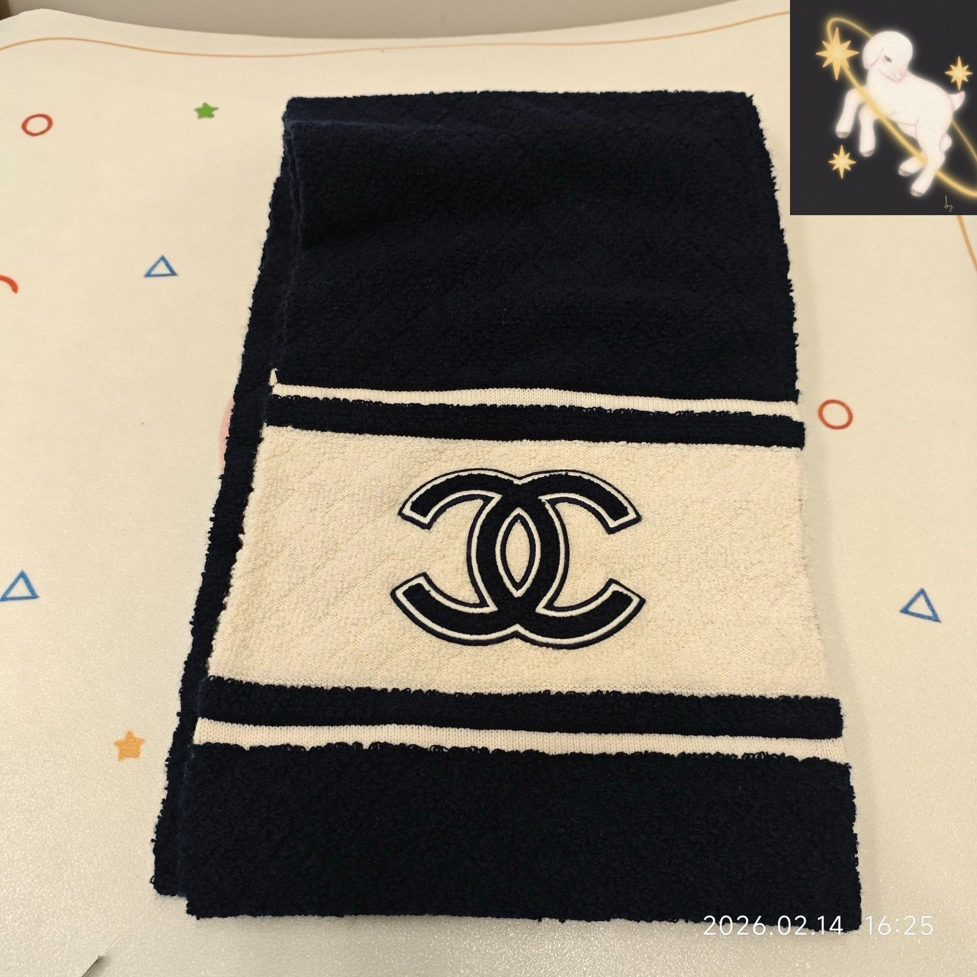 Chanel Chanel Black Scarf 30 Men Size ONE SIZE - 1 Thumbnail