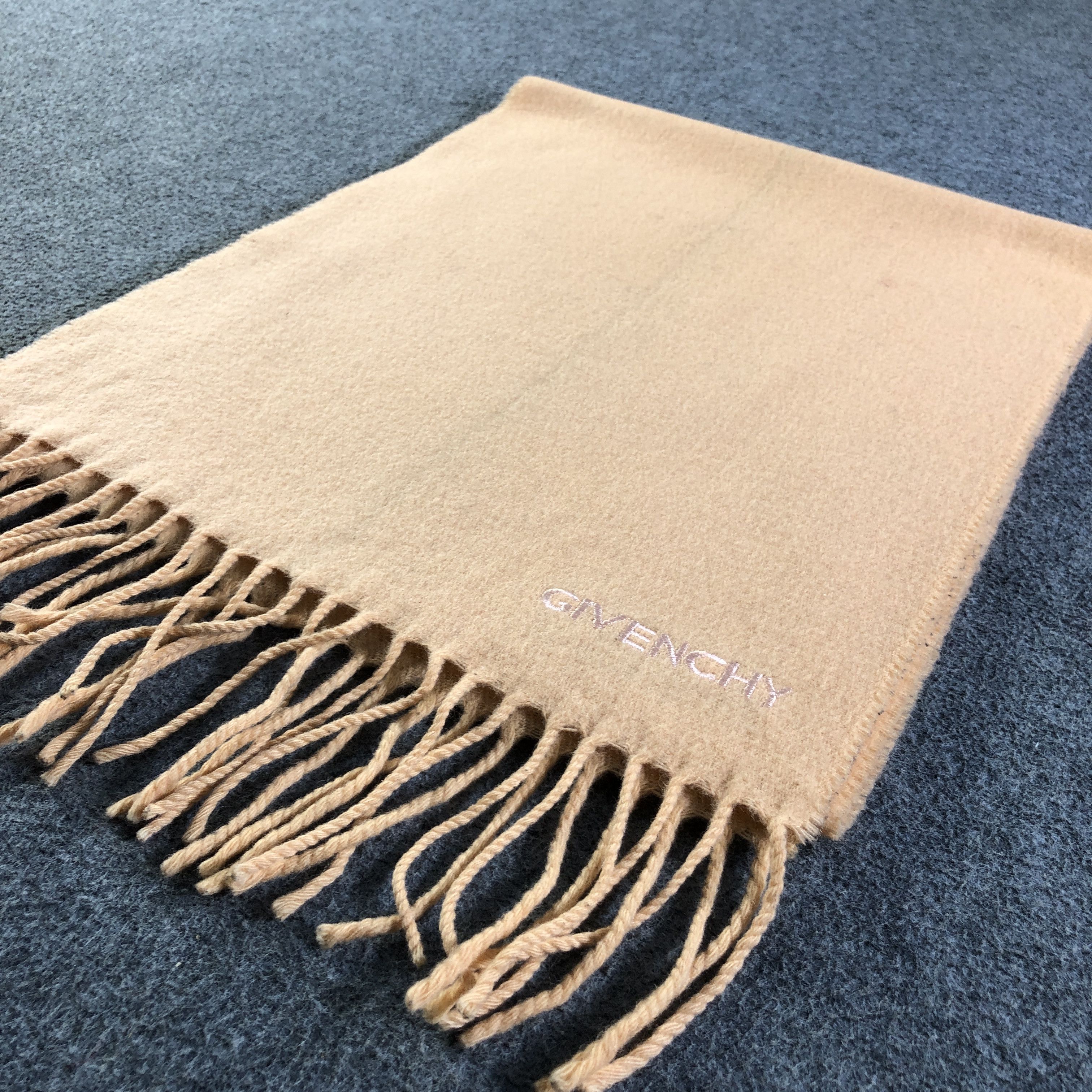 Givenchy Givenchy Wool Scarf Muffler V2651 Size ONE SIZE - 3 Thumbnail