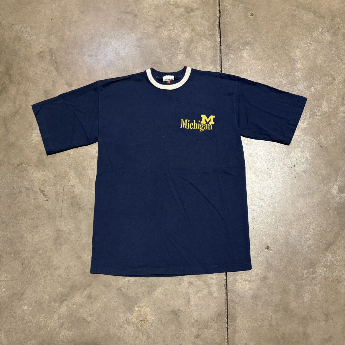 Vintage Vintage Michigan Wolverines T Shirt Ringer College 90s USA Size US L / EU 52-54 / 3 - 1 Thumbnail