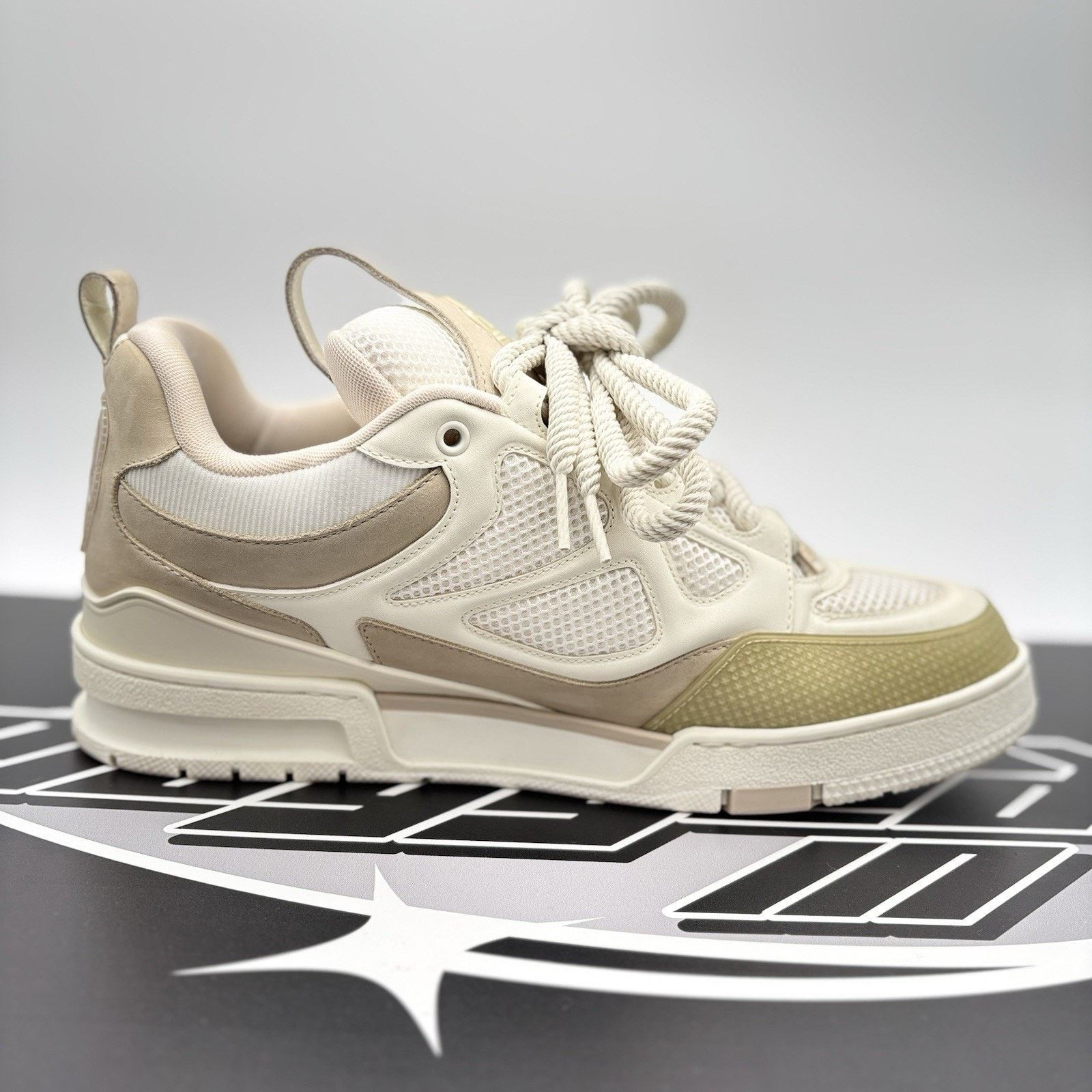 Louis Vuitton (11.5-12 US) Louis Vuitton Skate ' White ' | GOOD CONDITION! Size US 12 / EU 45 - 13 Thumbnail