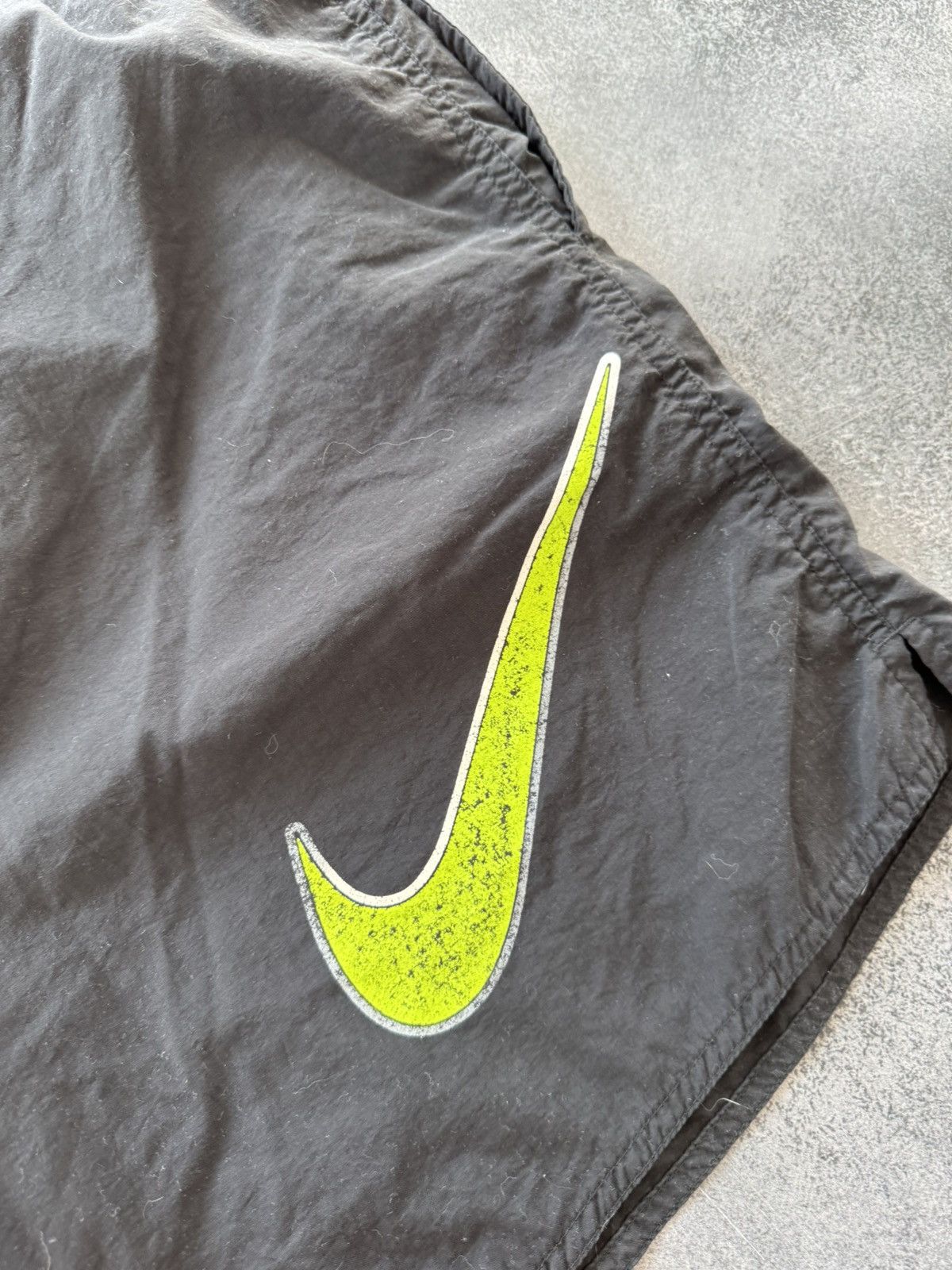 Nike Vintage Nike Big Swoosh Nylon Shorts y2k Size US 32 / EU 48 - 5 Thumbnail