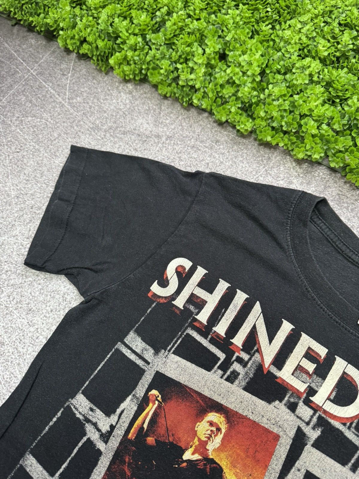 Band Tees Crazy Vintage Shinedown Rock Band Tour Faded Black Tee Size US S / EU 44-46 / 1 - 8 Thumbnail
