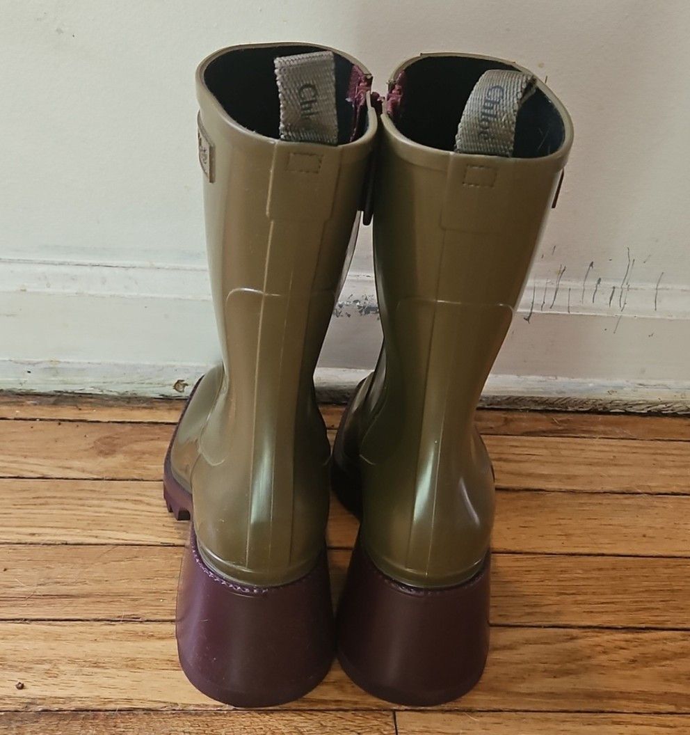 Chloe Chloe ARMY GREEN Two Toned Brown Heeled Betty Rain Boots Size US 7 / IT 37 - 3 Thumbnail