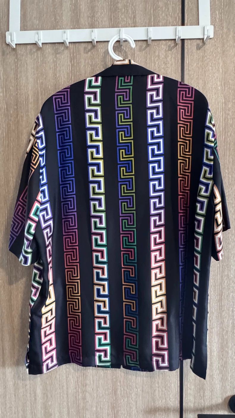 Versace Versace Printed short-sleeved shirt Size US XS / EU 42 / 0 - 5 Thumbnail