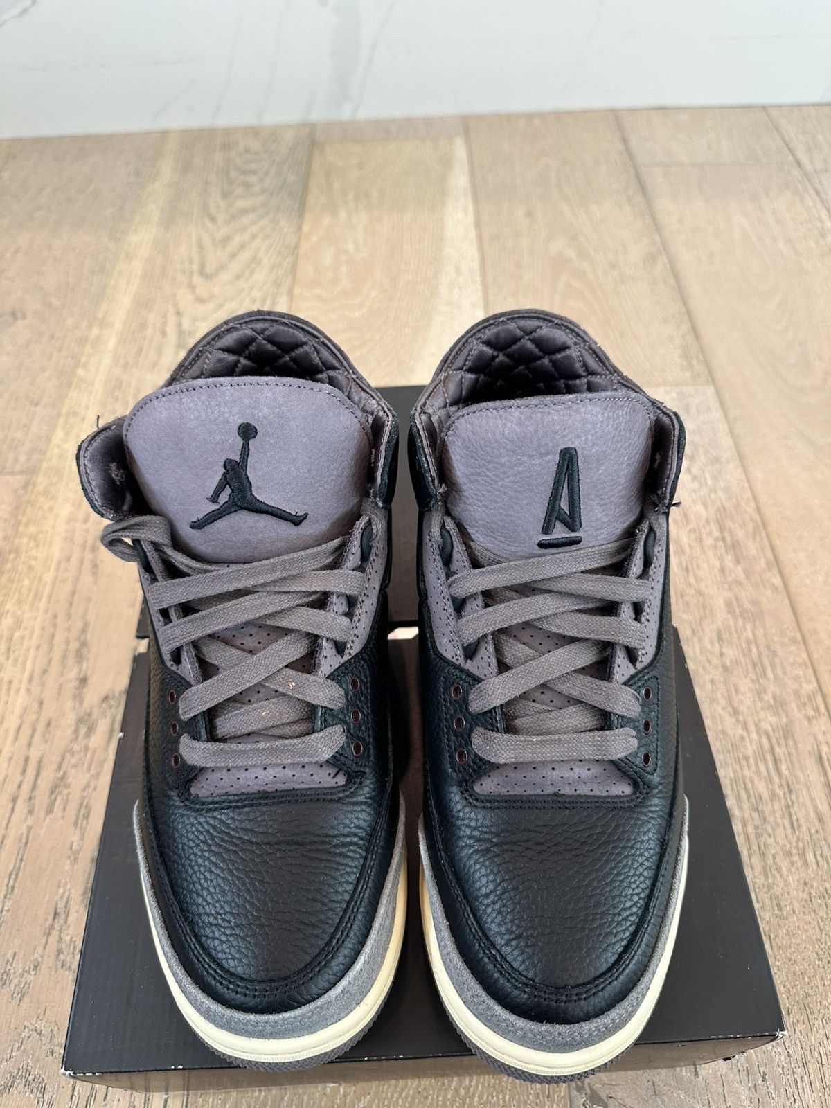A Ma Maniere × Jordan Brand Jordan 3 Retro A Ma Maniére While You Were Sleeping Size US 9 / EU 42 - 2 Thumbnail