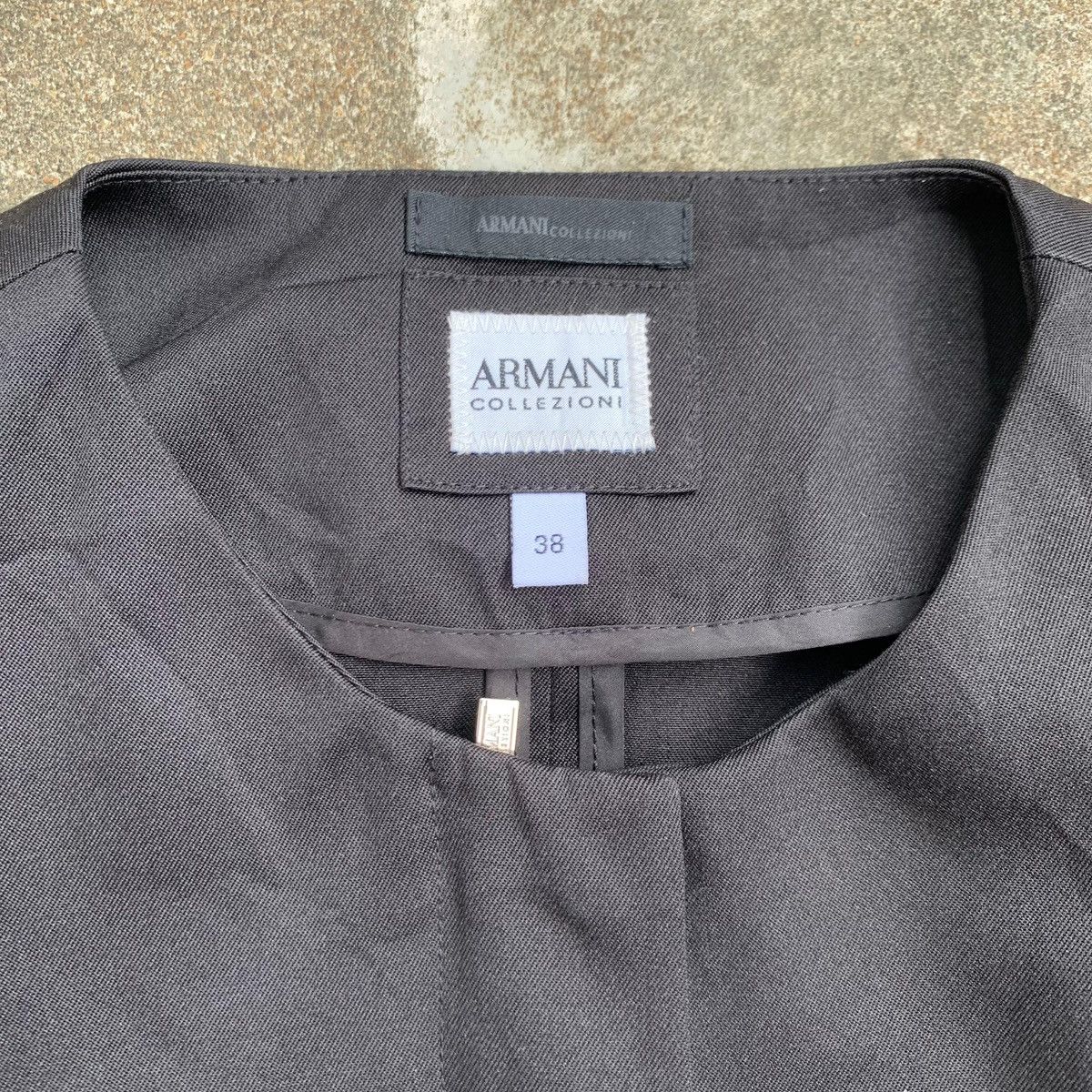 Armani Collezioni Armani Collezioni Blazzer Size XS / US 0-2 / IT 36-38 - 3 Thumbnail