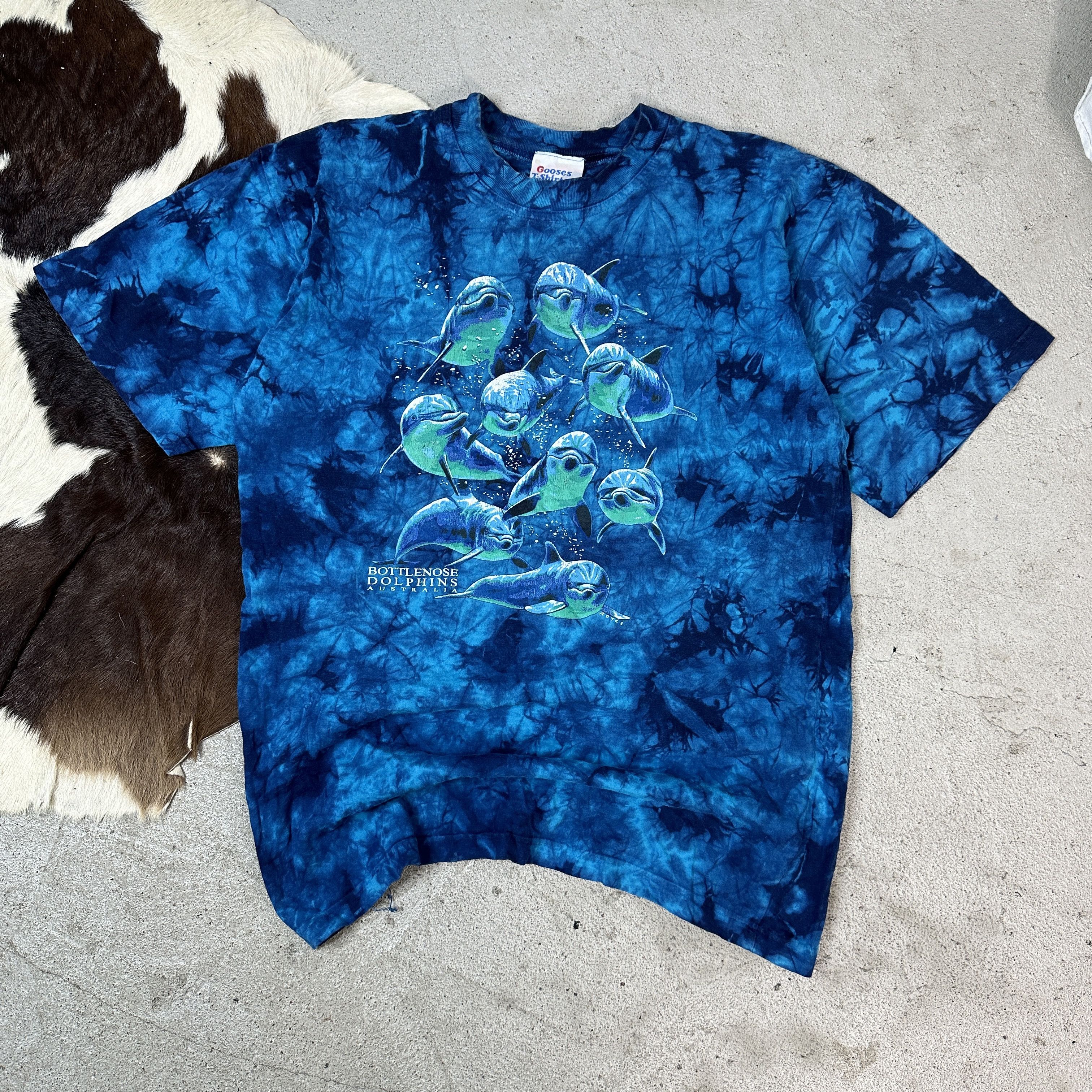 Vintage Vintage Tie-Dye Dolphins 90s T-Shirt Size US M / EU 48-50 / 2 - 2 Thumbnail