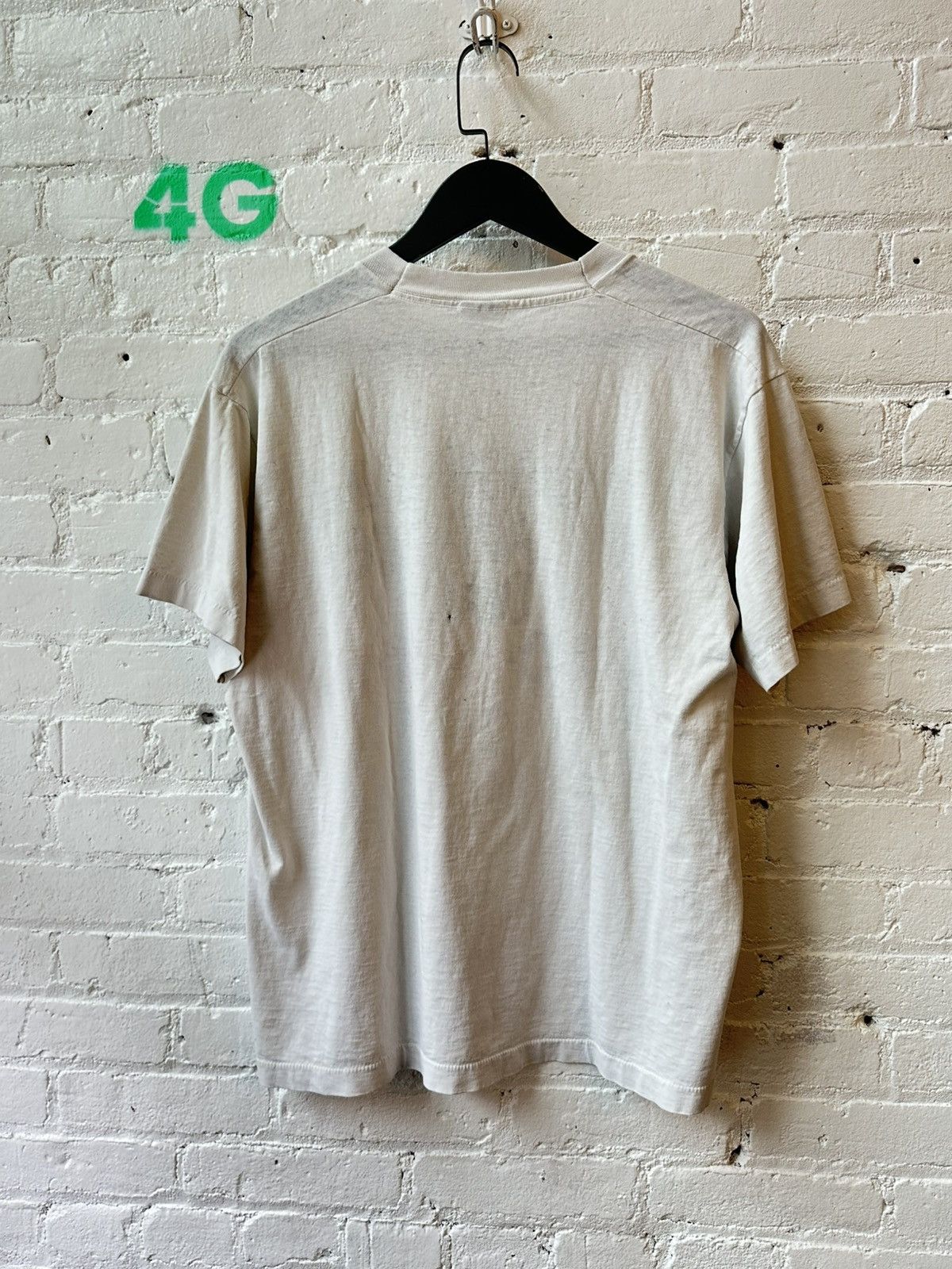 Vintage VINTAGE THASHED EAT SHIT SINGLE STITCH T Size US L / EU 52-54 / 3 - 4 Thumbnail