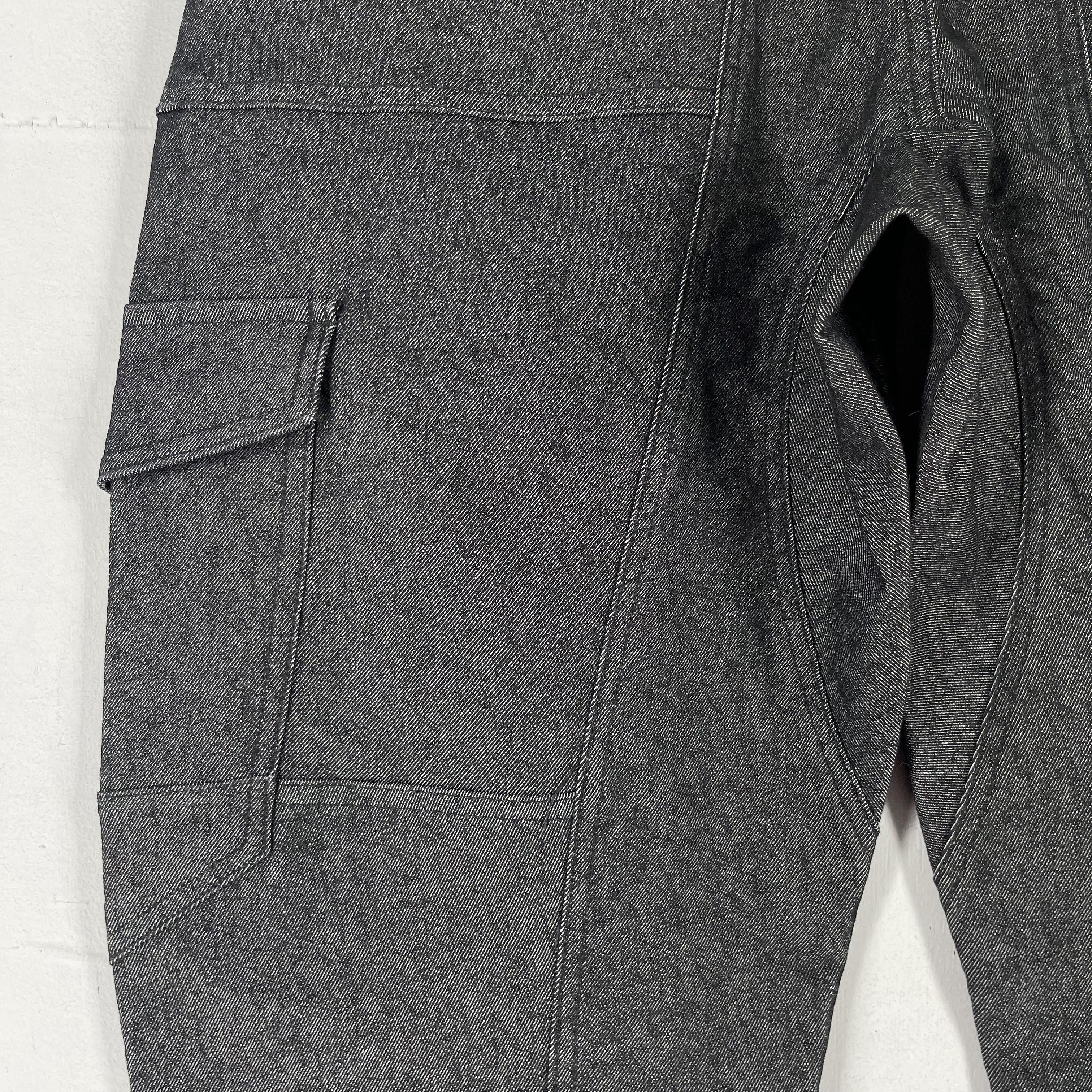 Japanese Brand Vintage Japanese Hook-Up Black Padded Bondage Cargo Pant Size US 30 / EU 46 - 10 Thumbnail