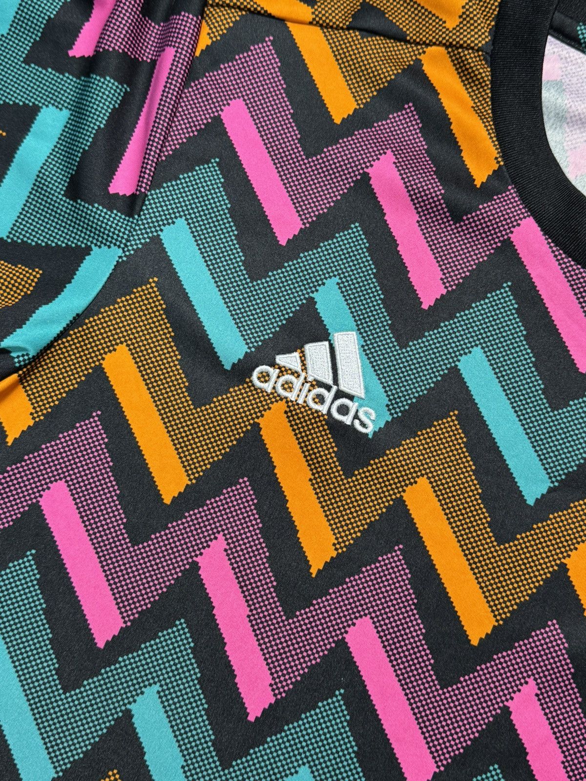 Adidas Adidas Juventus 2021-2022 Pre-Match Jersey Men's Size S Size US S / EU 44-46 / 1 - 4 Thumbnail