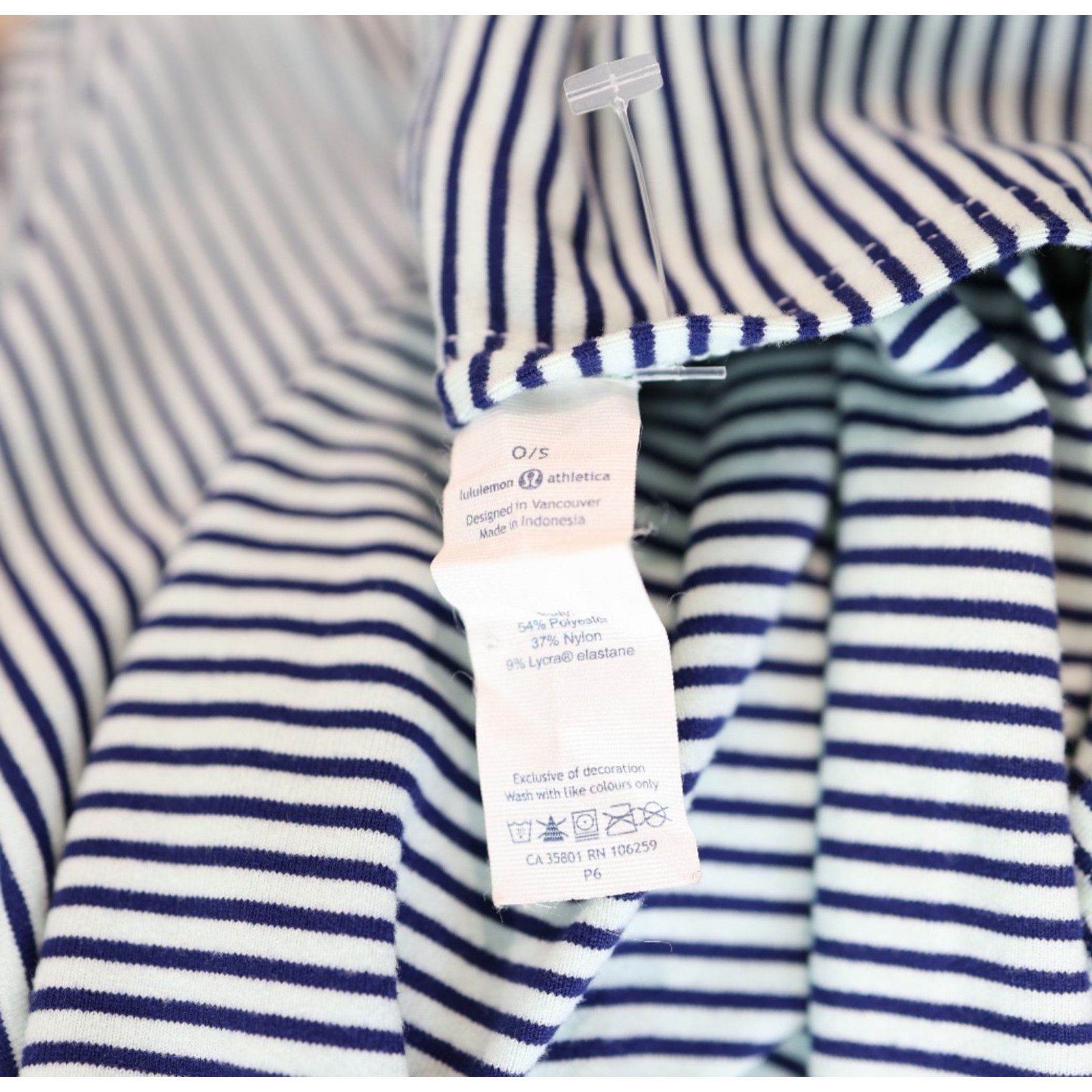 Lululemon LULULEMON Athletica Vinyasa Wrap Stretch Snap Scarf Striped Size ONE SIZE - 5 Thumbnail