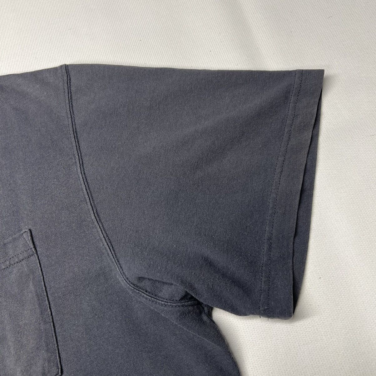 Carhartt Carhartt Tee Shirt Grey Original Fit Chest Pocket Logo Size US XL / EU 56 / 4 - 3 Thumbnail