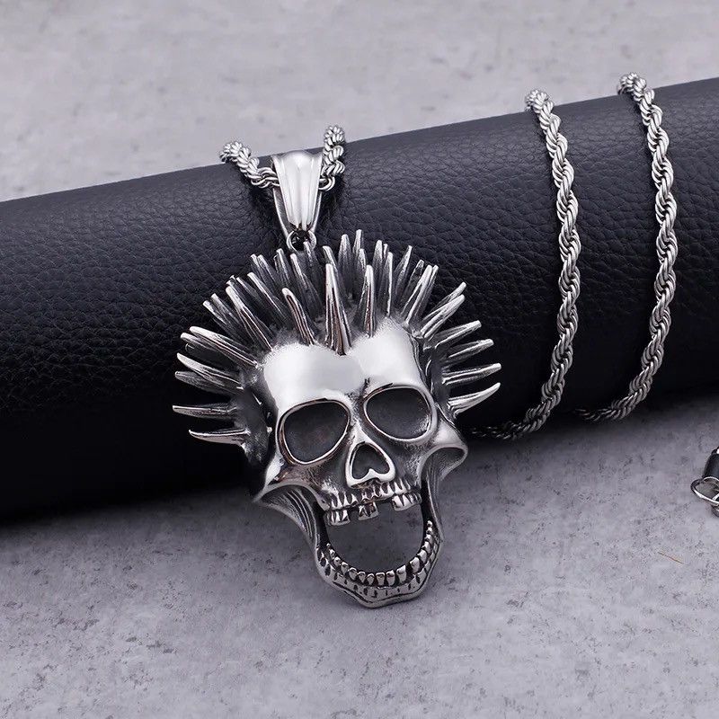 Vintage Retro Ghost Head Necklace Size ONE SIZE - 2 Thumbnail
