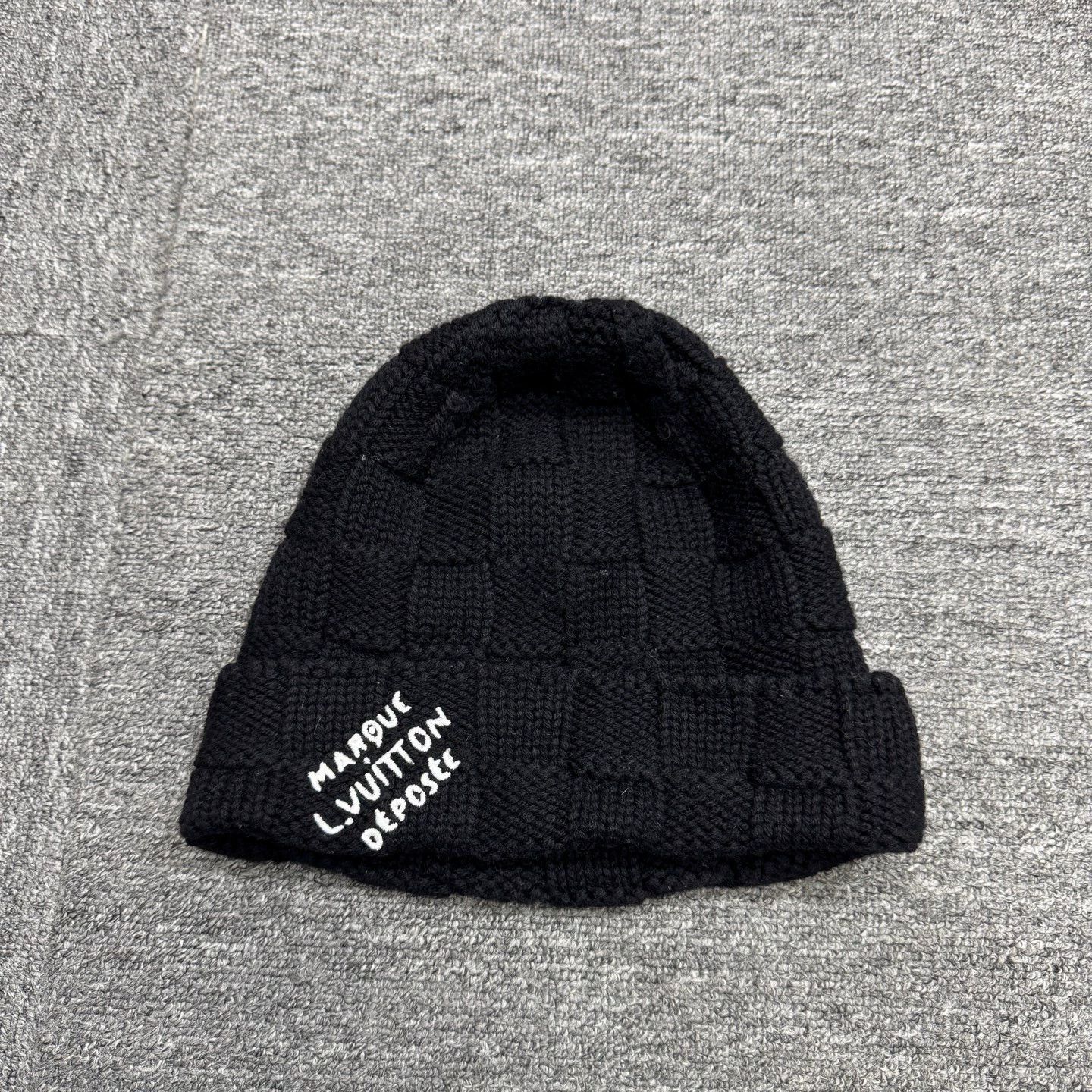 Louis Vuitton LV Embroidered Logo Wool Beanie S 98 New Size ONE SIZE - 1 Thumbnail