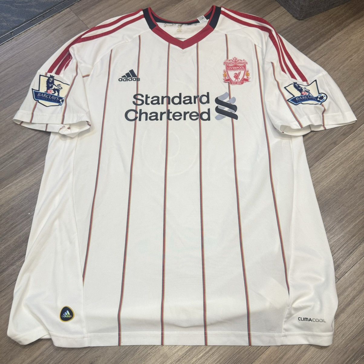 Adidas Liverpool 10/11 away shirt #8 Gerrard Size US XL / EU 56 / 4 - 1 Thumbnail