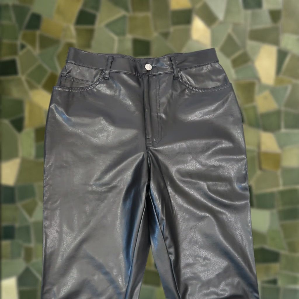 VINTAGE Xhilaration Bootcut Pants Women 7 Black Faux Leather High Rise 90s Y2K Flare Inseam 31 Gender Womens