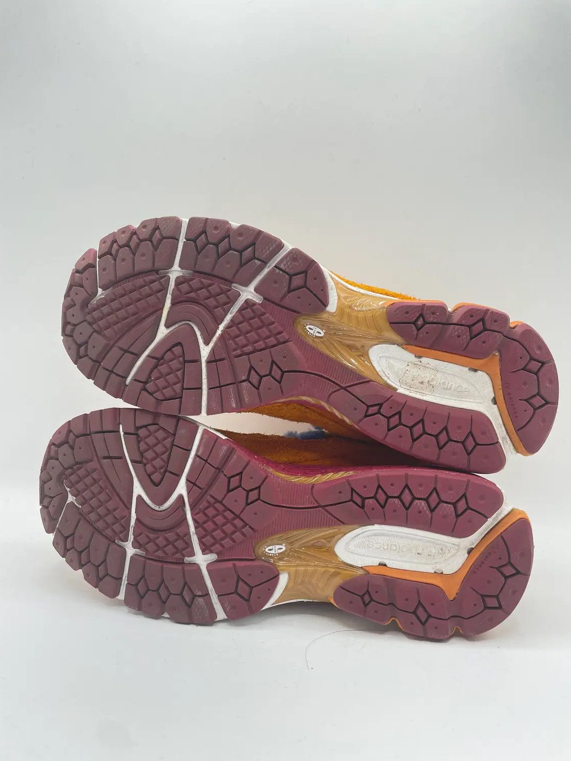 New Balance × Salehe Bembury Salehe Bembury 2002R Peace Be The Journey Size US 8.5 / EU 41-42 - 4 Thumbnail