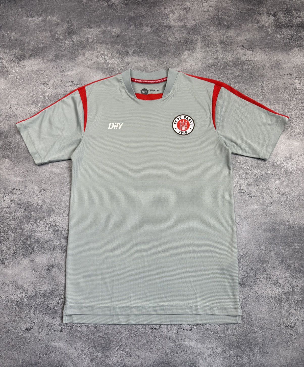 Sports Specialties St. Pauli Hamburg DIIY Training Set Jersey Shorts Size M Size US M / EU 48-50 / 2 - 2 Thumbnail