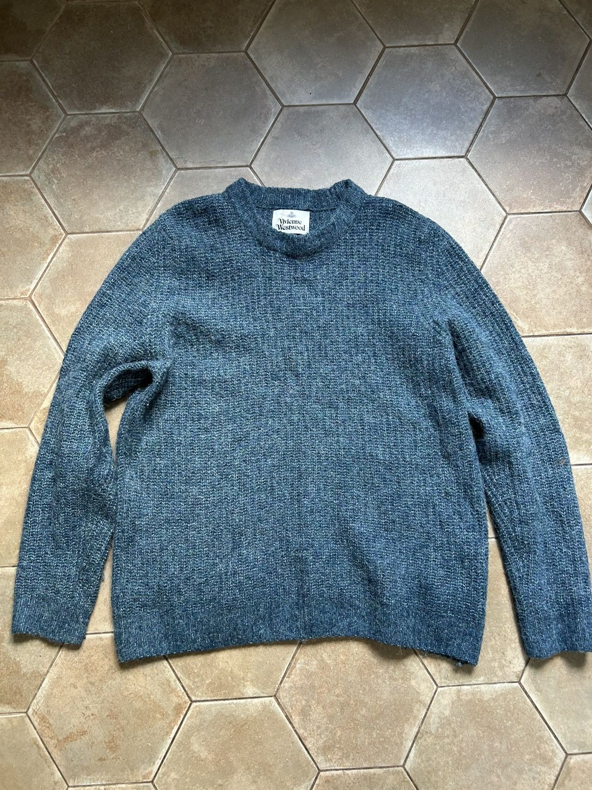 Vivienne Westwood Vivienne Westwood wool sweater Size US M / EU 48-50 / 2 - 1 Thumbnail