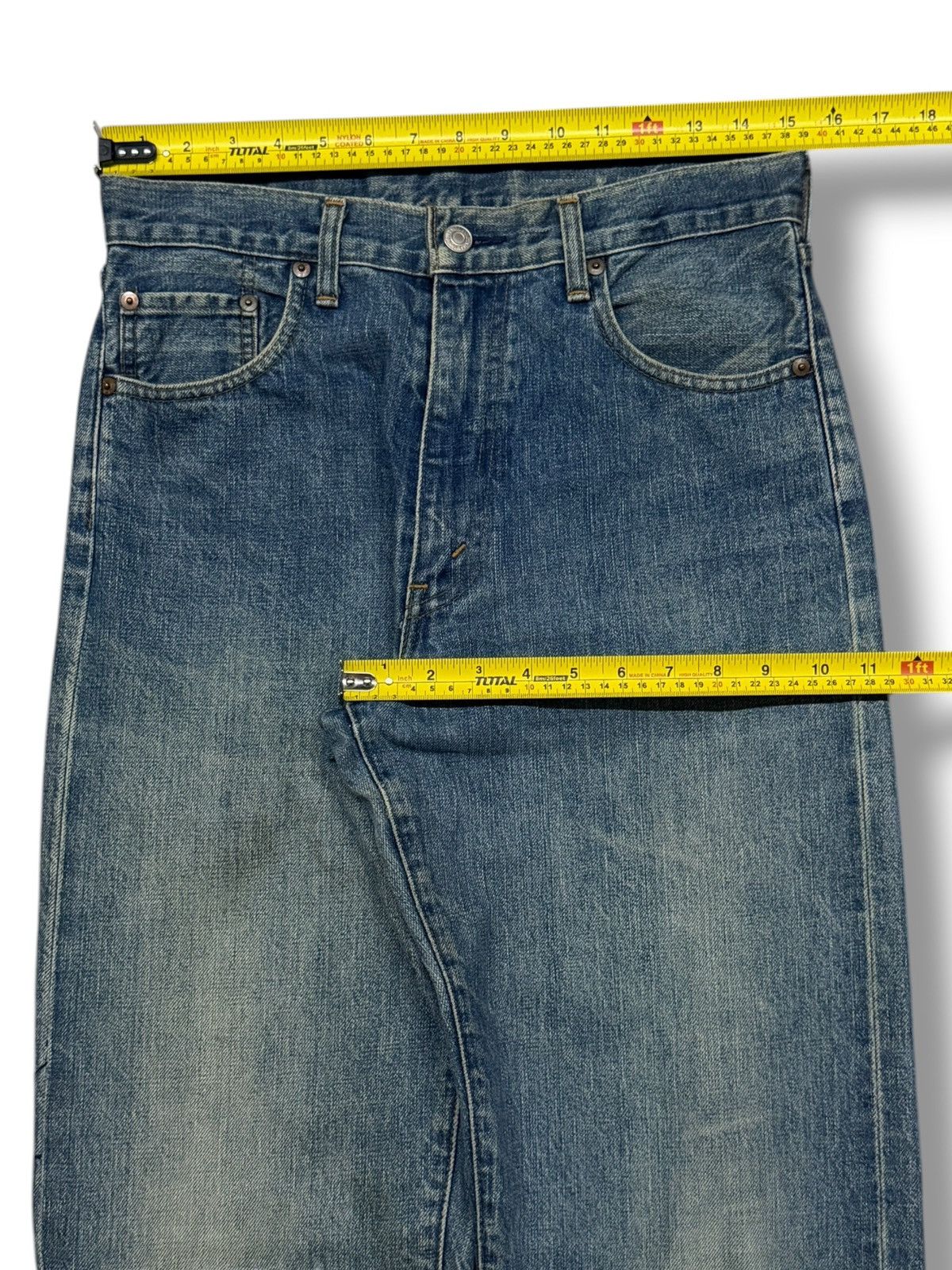 Levi's Vintage Clothing Vintage Levi’s 502 Big E Selvedge Denim Jeans Japan | W30 Size US 30 / EU 46 - 19 Thumbnail