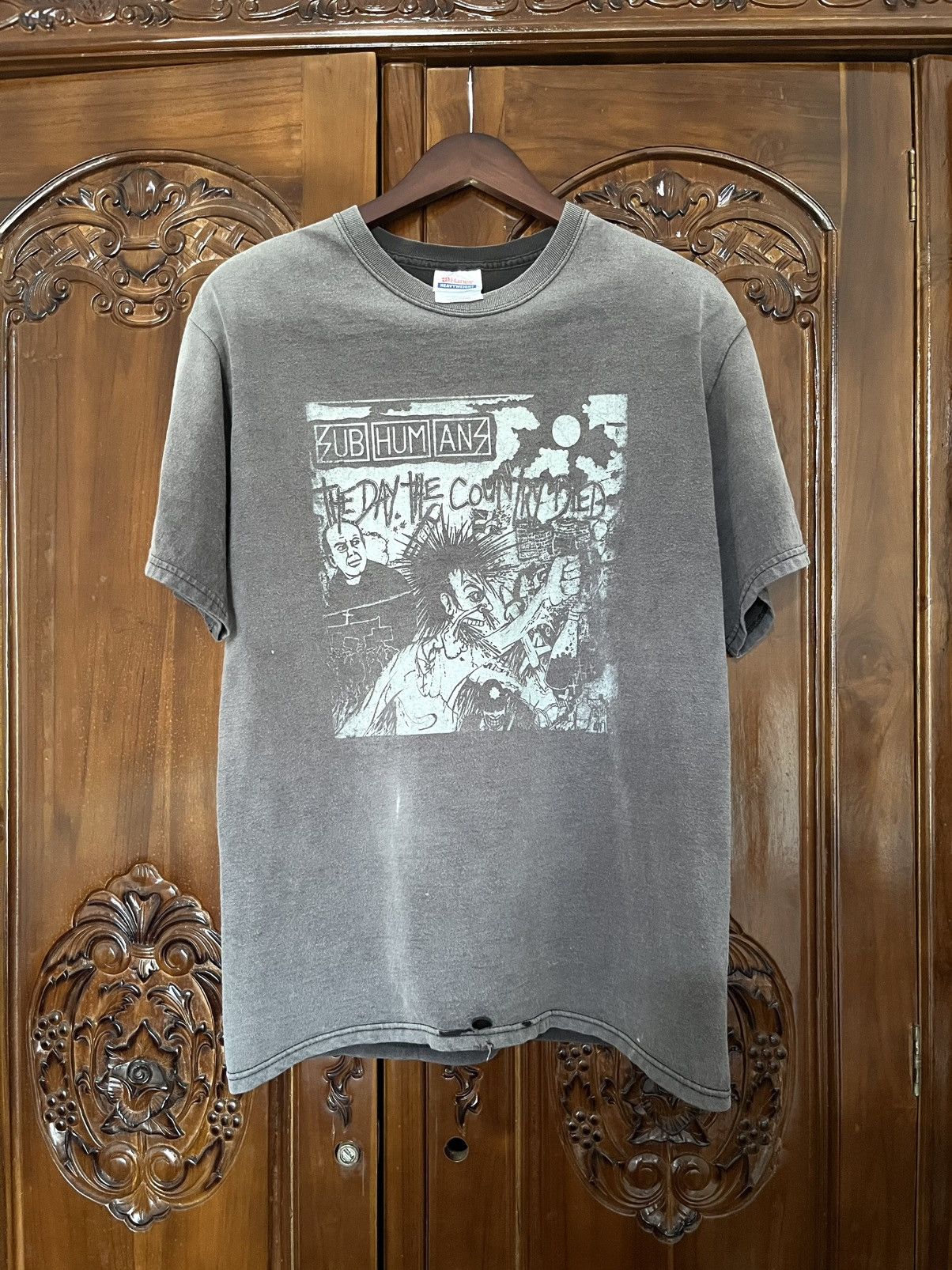 Band Tees Vintage Thrashed Subhumans Punk Band Tees Size US M / EU 48-50 / 2 - 4 Thumbnail