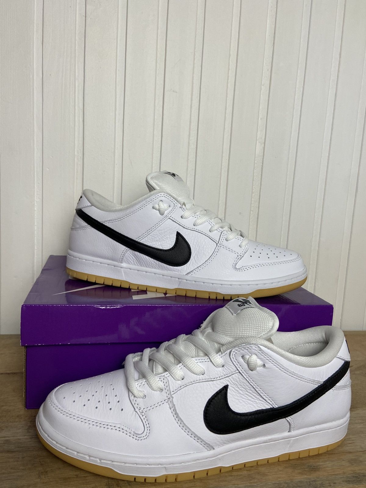 Nike New Nike SB Dunk Low Pro "White Gum" authentic Size 11US Size US 11 / EU 44 - 9 Thumbnail