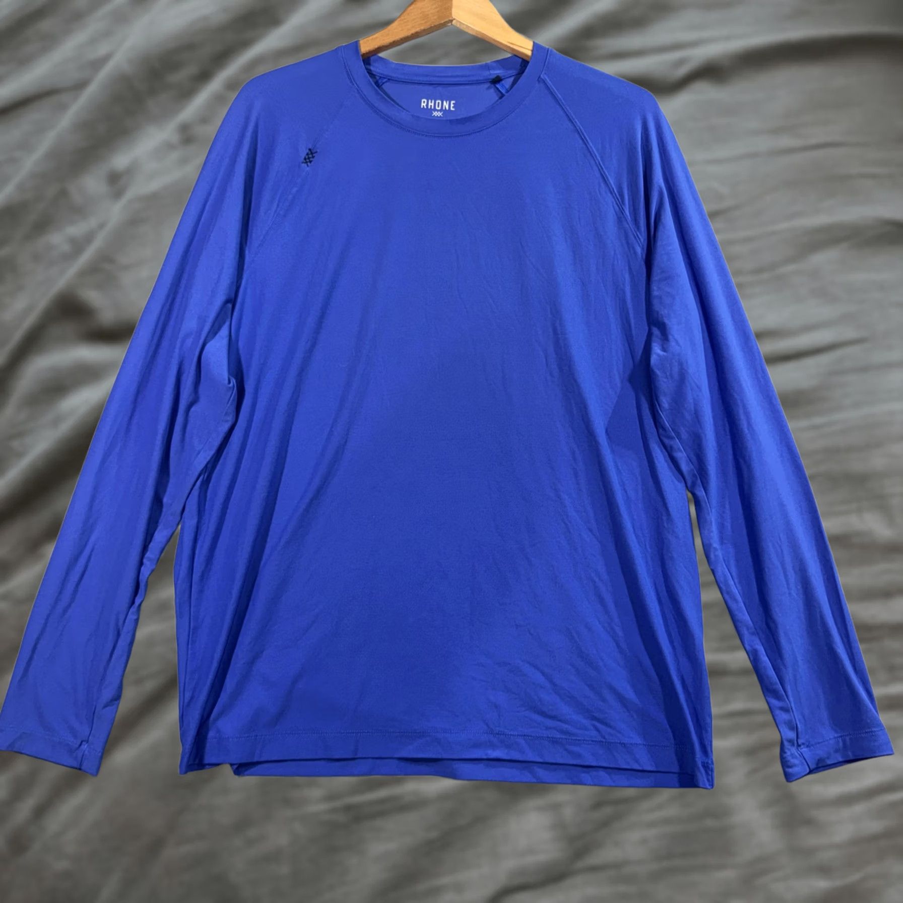 Rhone Rhone Mens XL Blue Long Sleeve T-Shirt Lightweight Performance Running Gym Training Crew Neck Raglan Sleeve Moisture Wicking Stretch Tagless Solid Size US XL / EU 56 / 4 - 1 Thumbnail