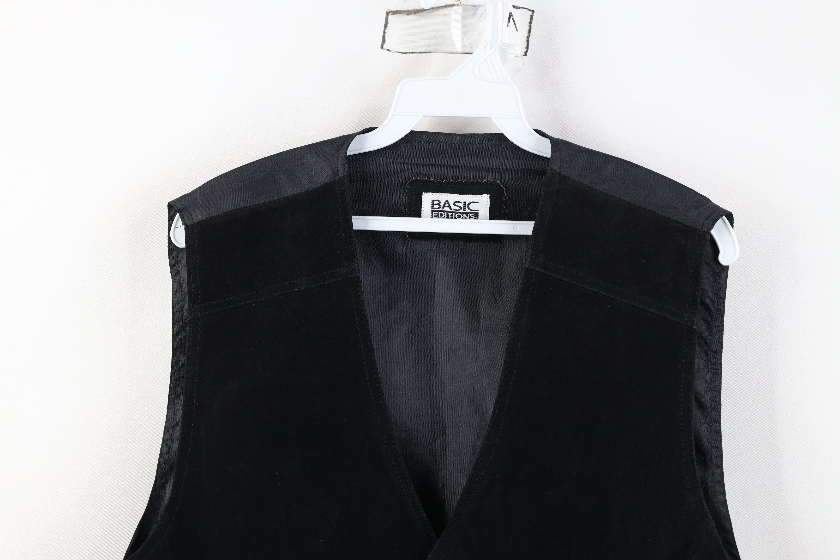 Vintage Vintage 90s Streetwear Suede Leather Buckle Back Vest Jacket Size US S / EU 44-46 / 1 - 2 Thumbnail