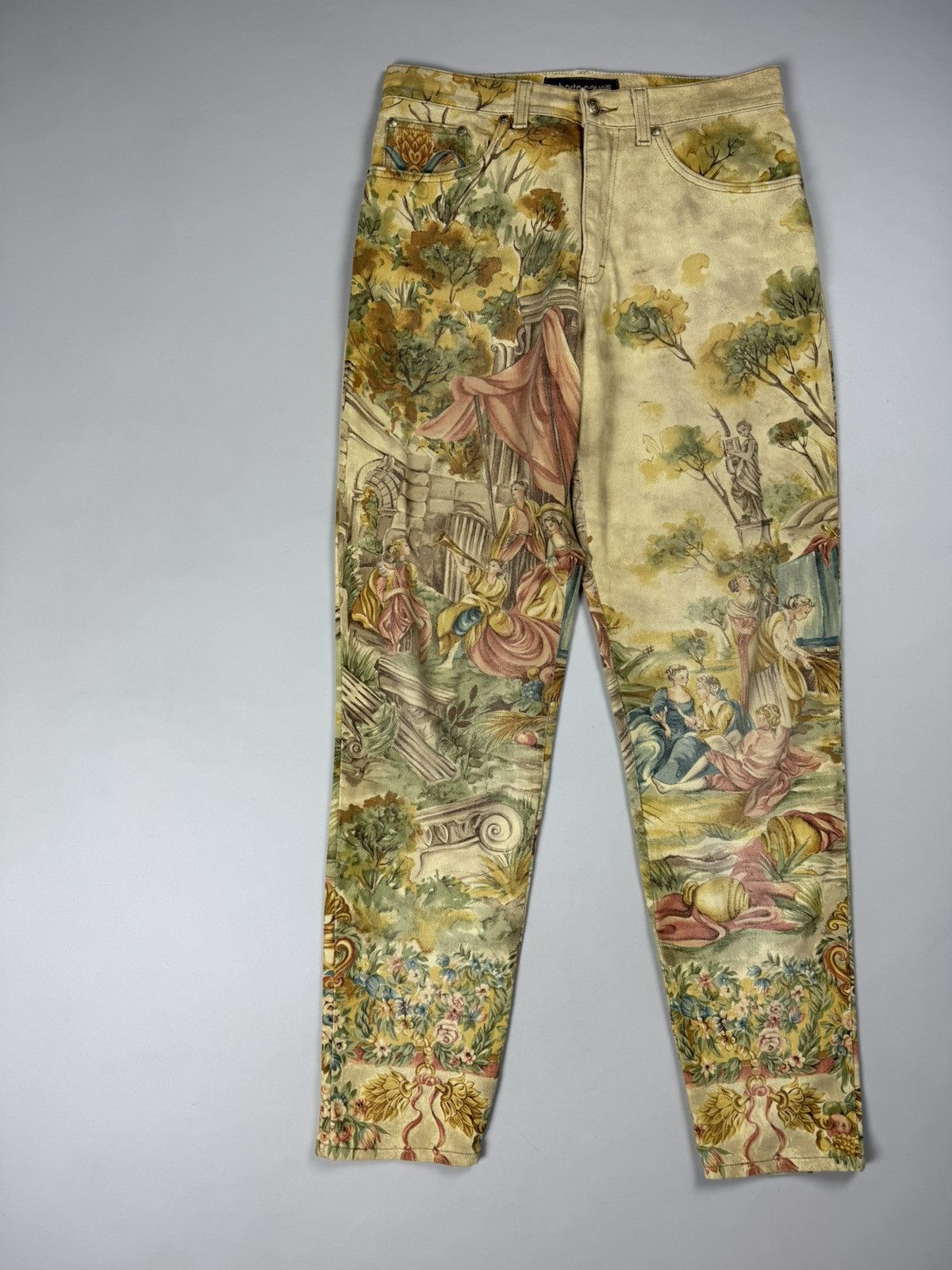 Roberto Cavalli Rare Roberto Cavalli Renaissance Angels Overprinted Jeans Size 32" / US 10 / IT 46 - 2 Thumbnail