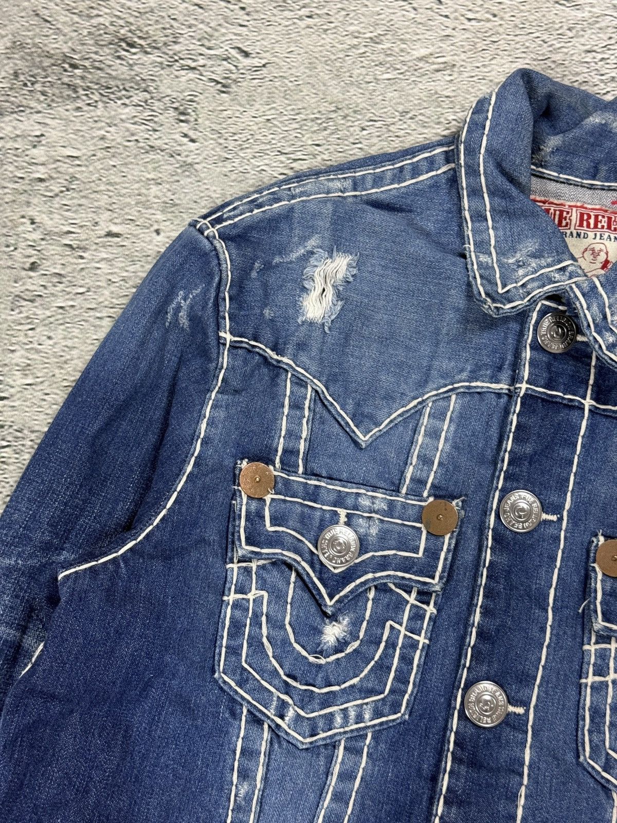True Religion True Religion denim jacket blue white stitching vintage Size US L / EU 52-54 / 3 - 3 Thumbnail