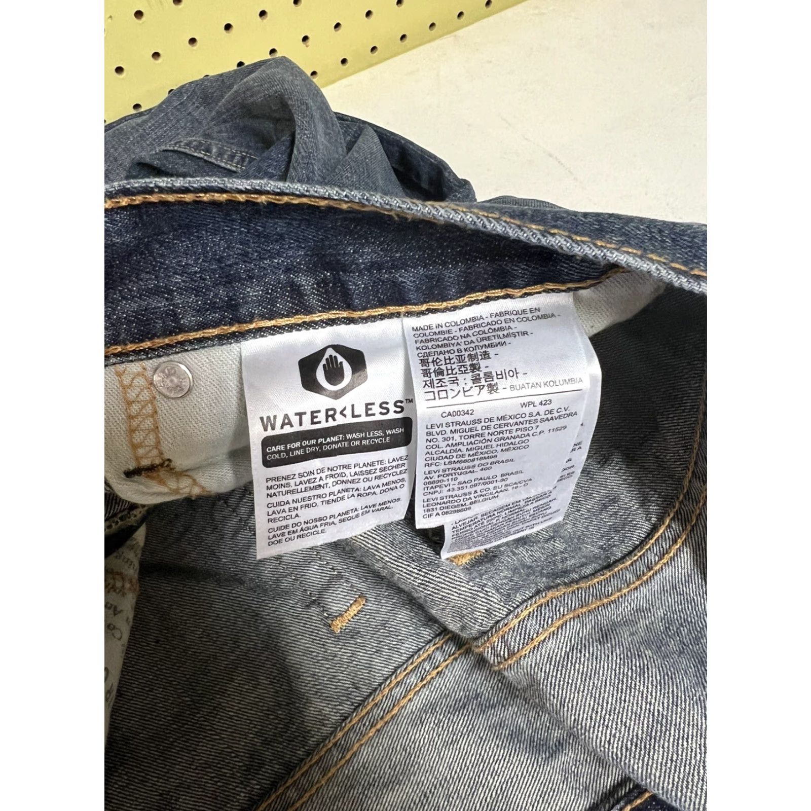 Levi's Levi's 569 Loose Straight Denim Jeans 100% Cotton 36x32 Blue Dark Distressed Mid Rise Mens Regular Jeans 5-Pocket Pattern Solid Cap Size US 36 / EU 52 - 4 Thumbnail