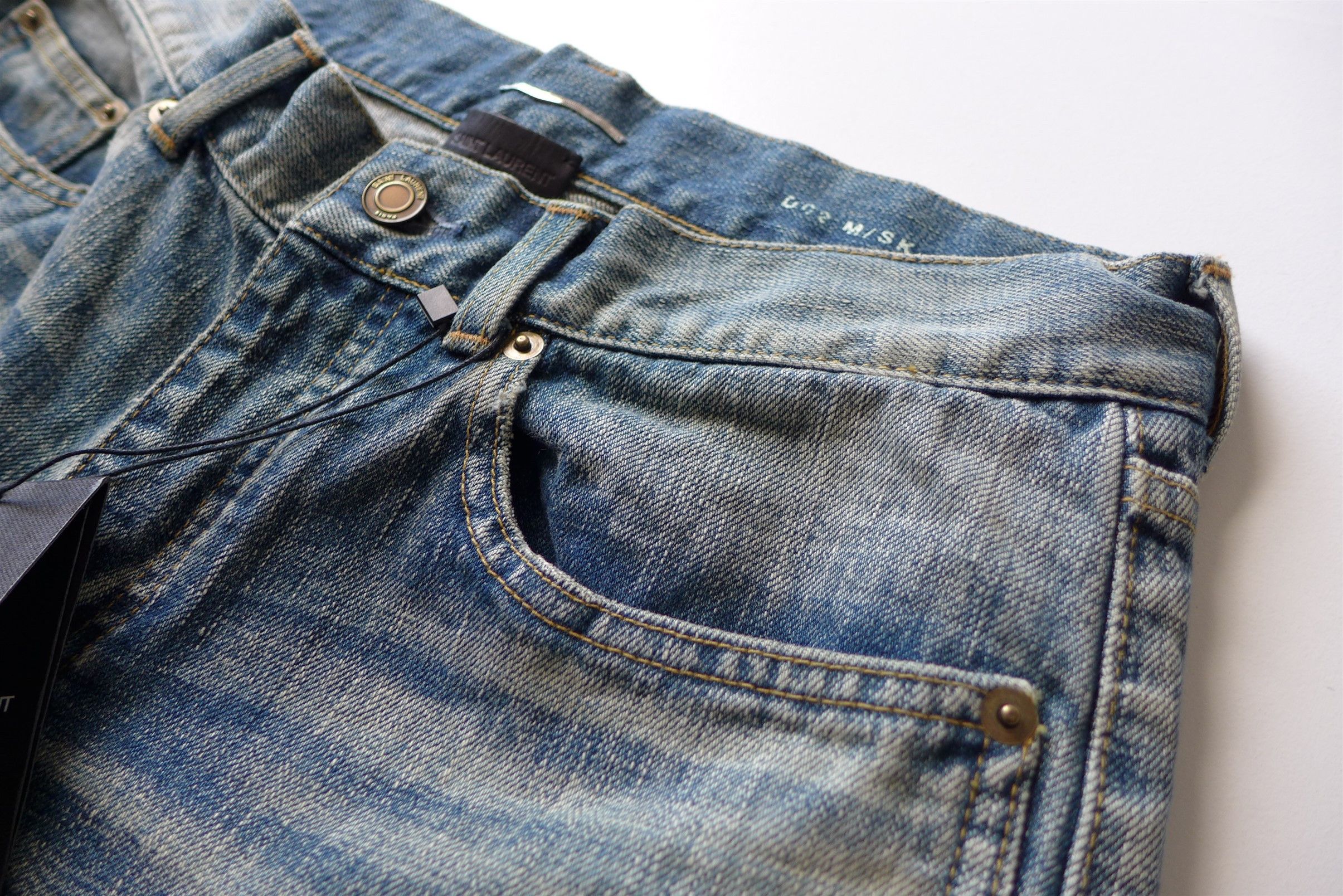 Saint Laurent Paris Saint Laurent D02 Denim Jeans - Dirty Old Vintage Blue Wash Size US 30 / EU 46 - 6 Thumbnail