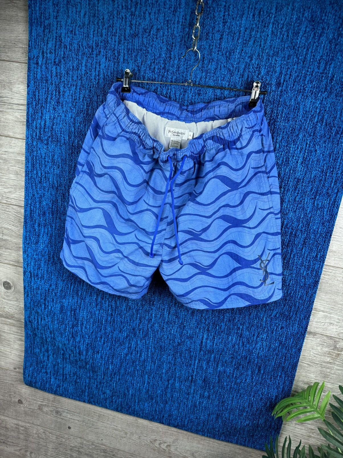 Yves Saint Laurent VINTAGE SHORTS 🩳 YVES SAINT LAURENT LUXURY SIZE XL Size US 36 / EU 52 - 3 Thumbnail