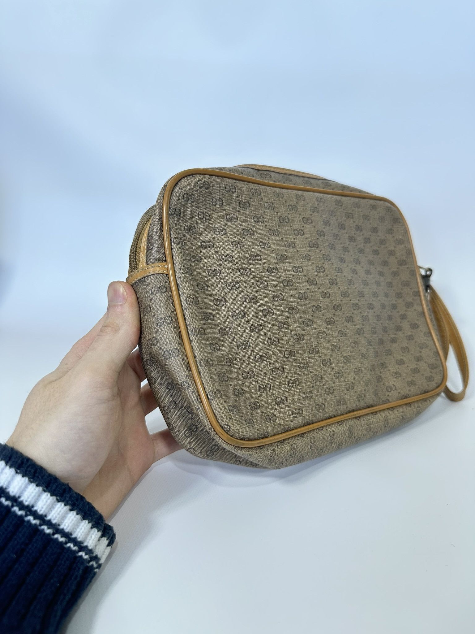 Gucci Gucci Clutch Bag Pouch Vintage GG Monogram Beige Size ONE SIZE - 11 Thumbnail