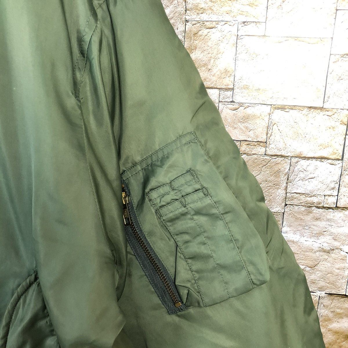 Japanese Brand Vintage faded Green Bombers Jacket #A390 Size US L / EU 52-54 / 3 - 9 Thumbnail