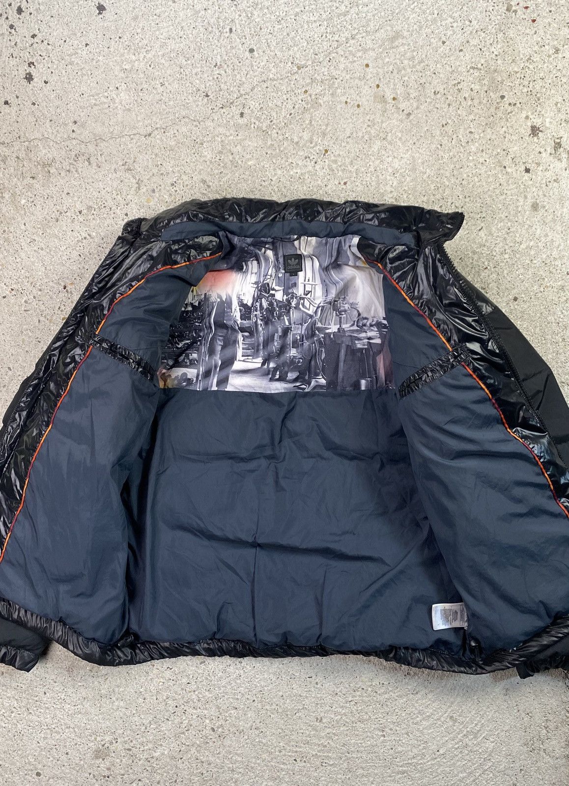 Adidas Adidas vintage puffer down jacket black 90s y2k Size US L / EU 52-54 / 3 - 3 Thumbnail