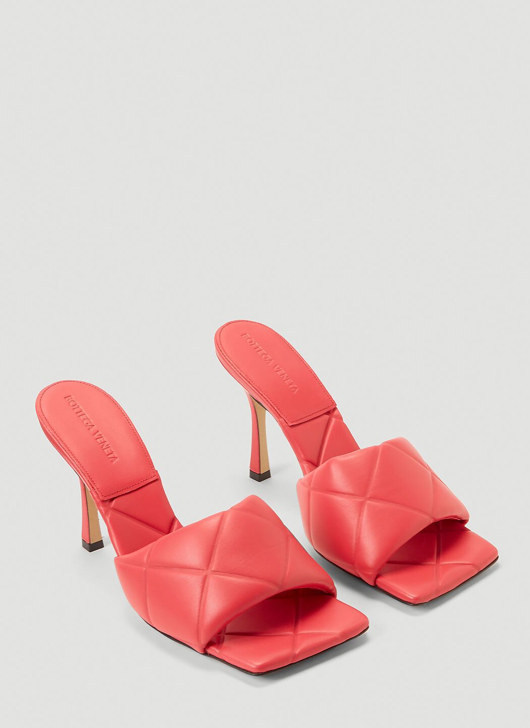 Bottega Veneta o1bcso1str0924 Rubber Lido Sandals in Dark Pink Size US 4 / IT 34 - 2 Thumbnail