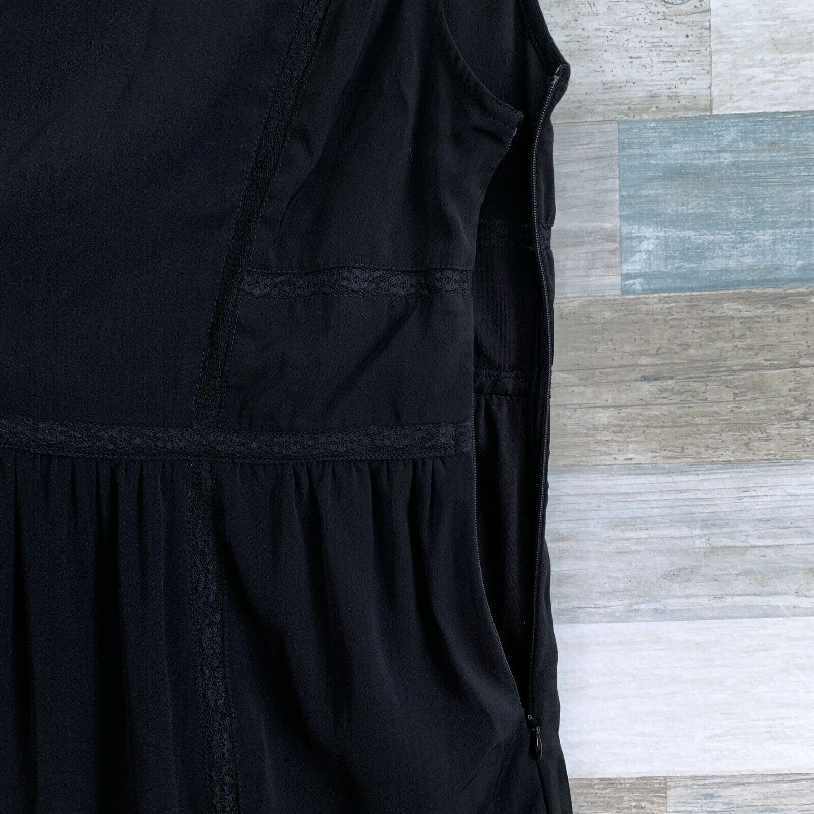 American Eagle Outfitters American Eagle Lace Back Mini Dress Black Sleeveless 4 Size S / US 4 / IT 40 - 3 Thumbnail
