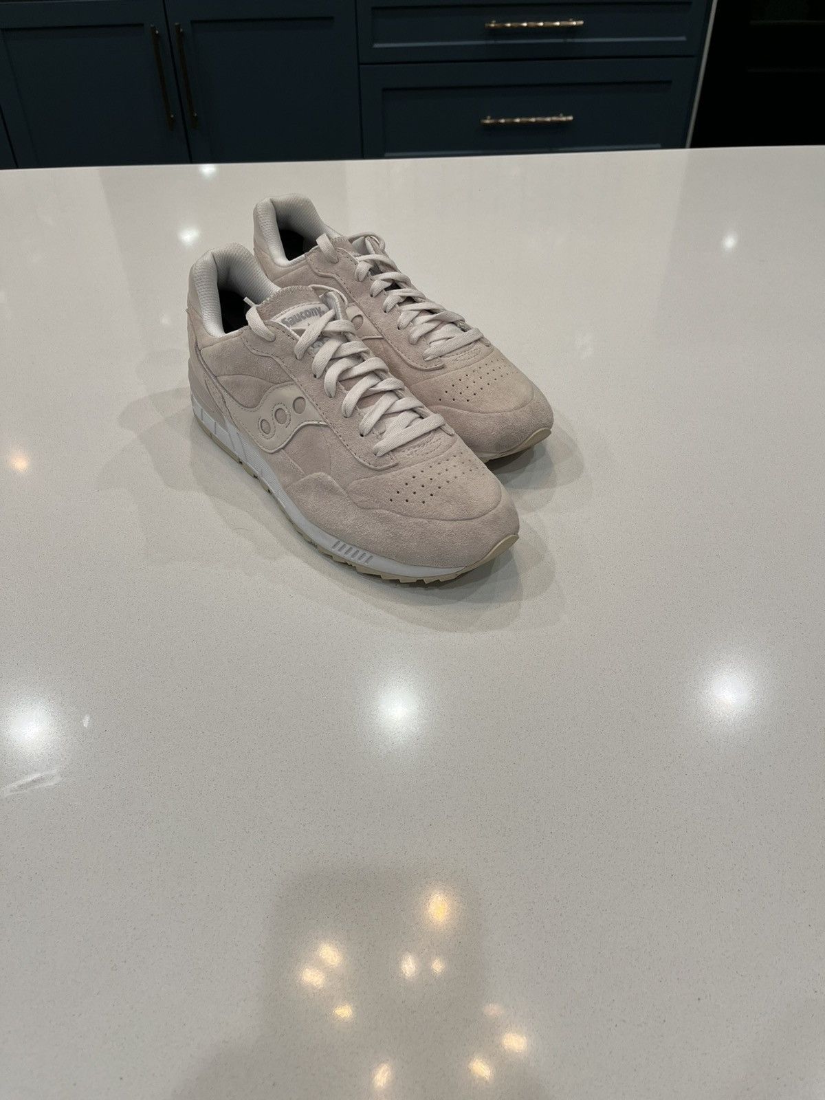 Saucony Saucony shadow 5000 “sueded off white” Size US 11.5 / EU 44-45 - 1 Thumbnail