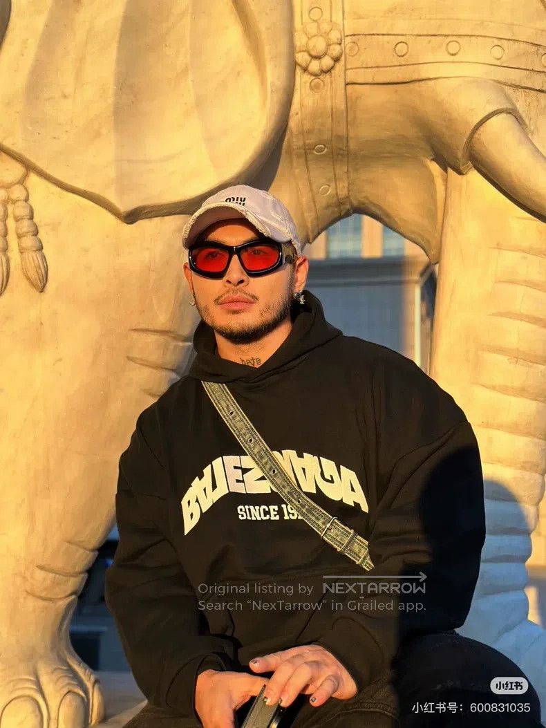 Balenciaga Balenciaga Black Reverse Letter Logo Embroidered Hoodie Size US M / EU 48-50 / 2 - 3 Thumbnail