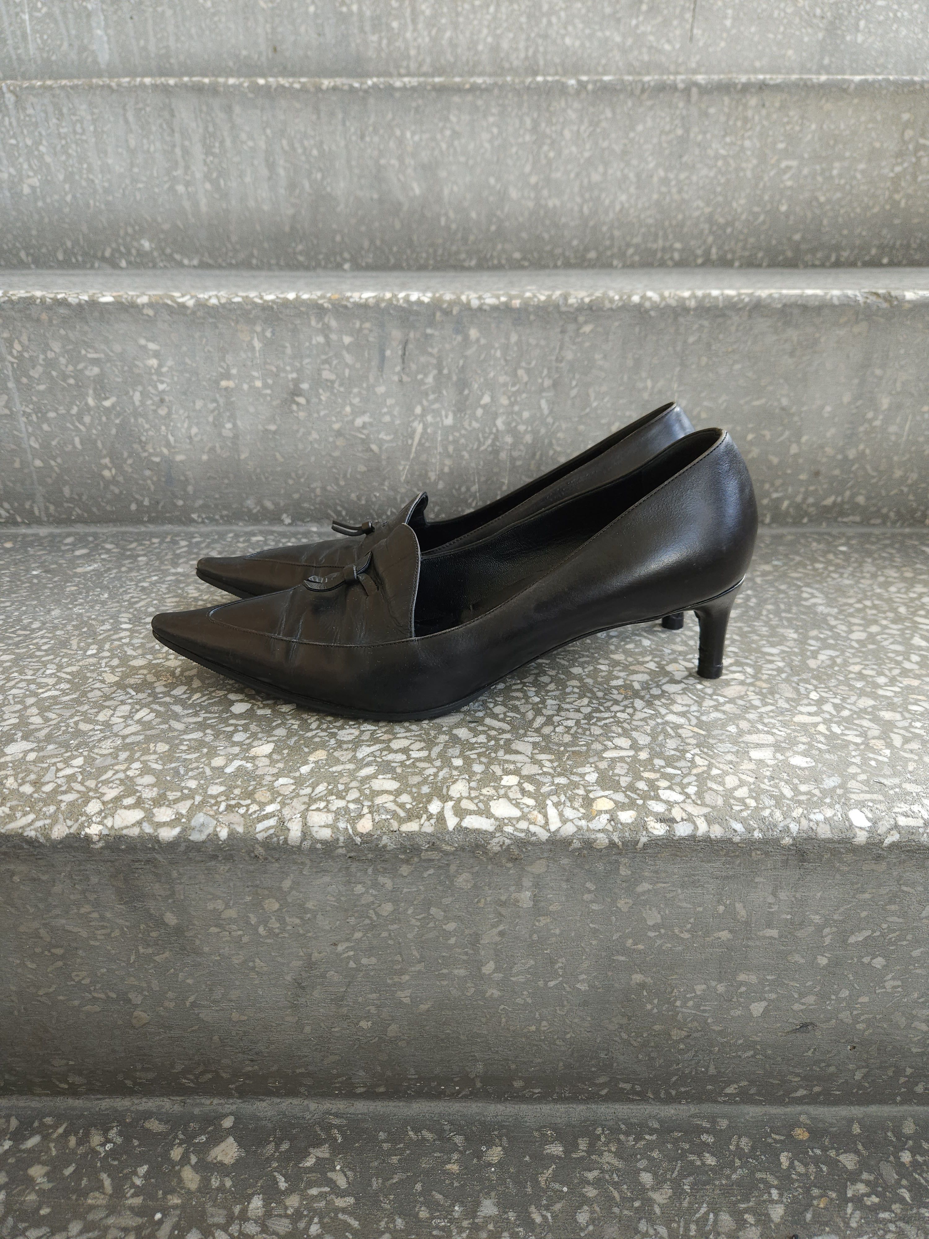 Gucci Archive y2k Gucci pointed toe bow ribbon kitten heels Size US 8 / IT 38 - 1 Thumbnail