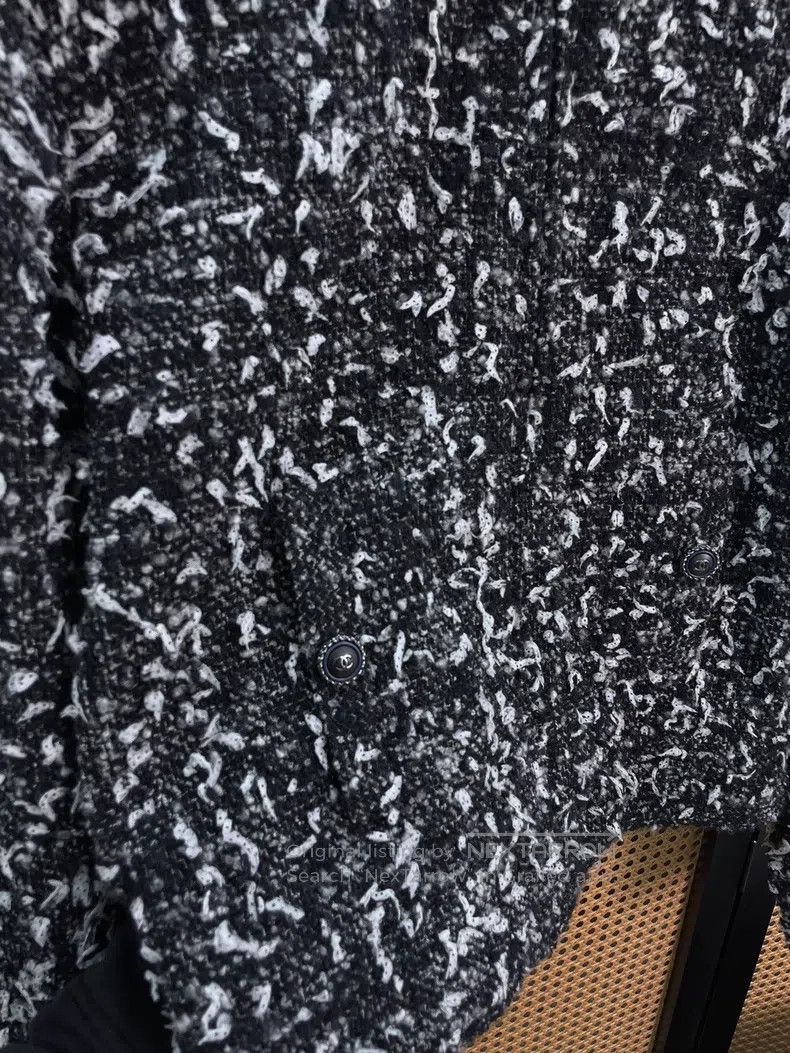 Chanel Chanel 19B black and white snowflake tweed zipper jacket Size XS / US 0-2 / IT 36-38 - 5 Thumbnail