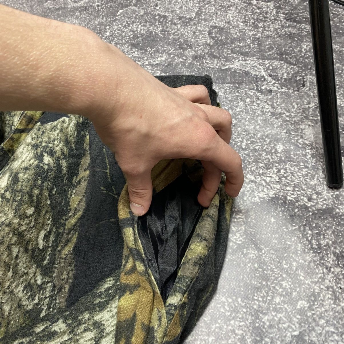 Realtree Vintage Realtree Camouflage Cargo y2k hype pants Size US 36 / EU 52 - 11 Thumbnail