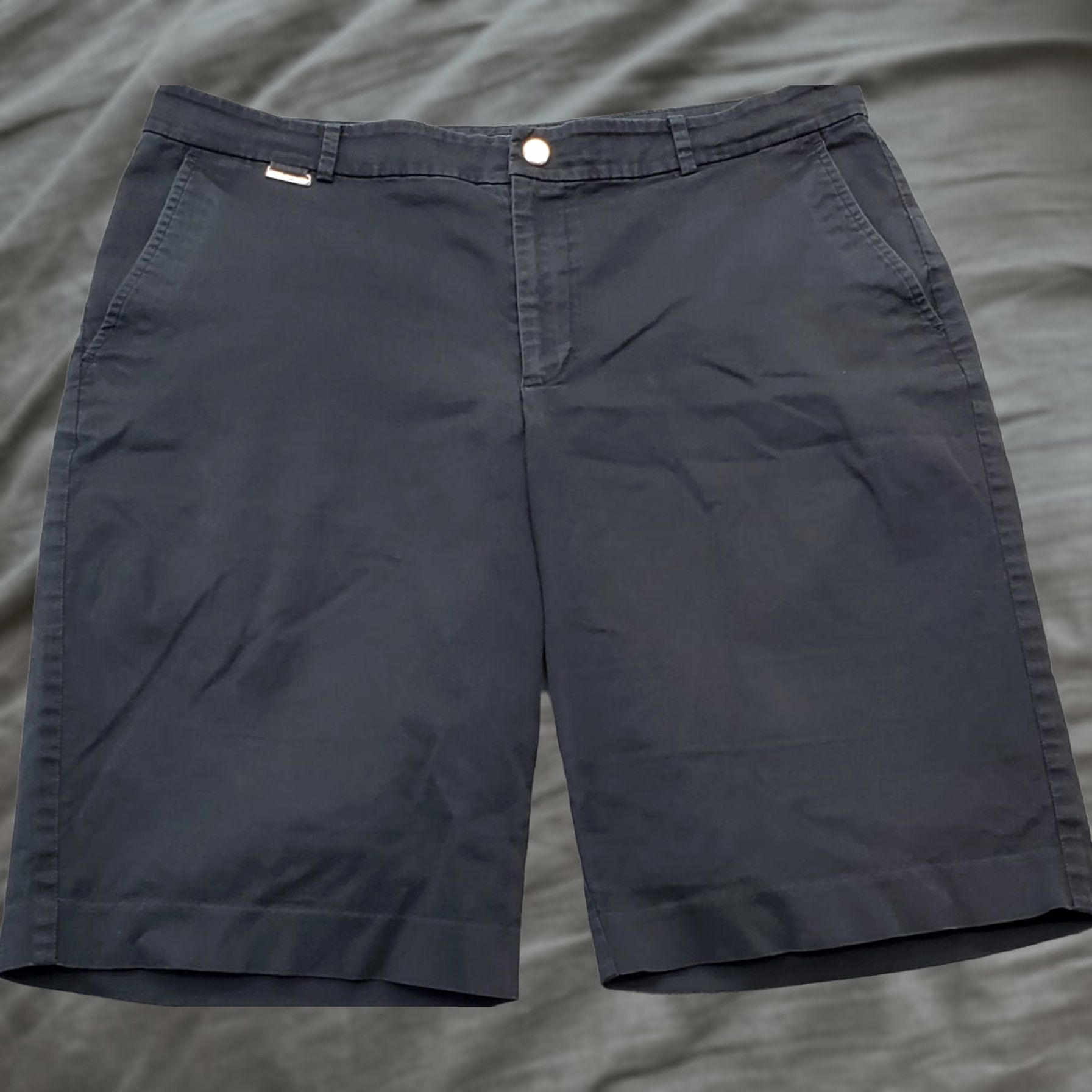 Ralph Lauren Lauren Ralph Lauren Chino Shorts Womens Size 12 Black Slash Pocket Flat Front Size 34" / US 12 / IT 48 - 1 Thumbnail