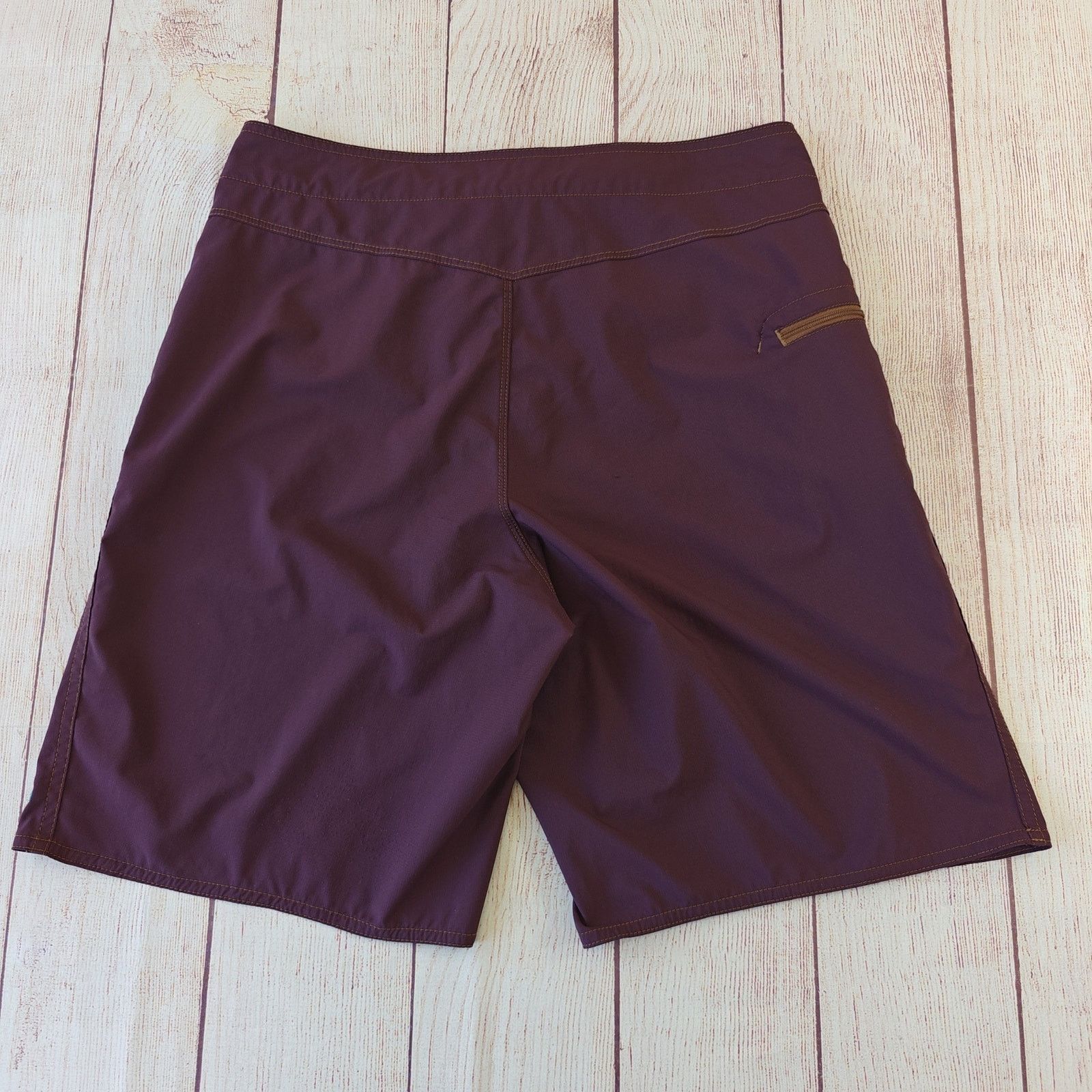 Patagonia M's Patagonia Stretch Wavefarer 9" Board Shorts sz 29 Size US 29 - 2 Thumbnail