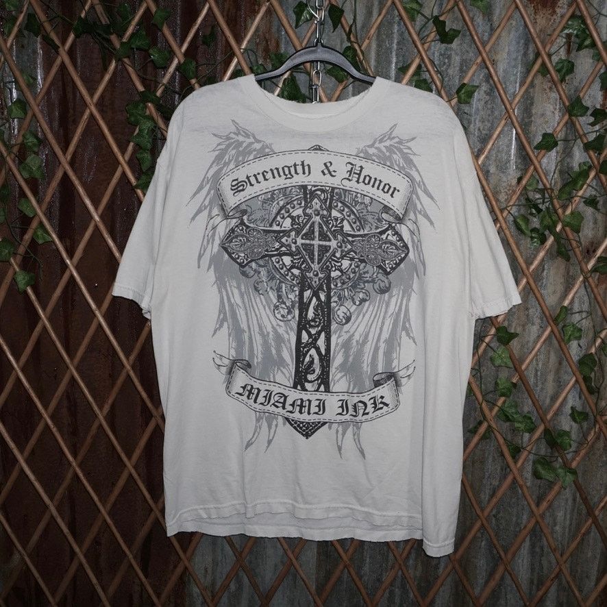 Affliction XL - Vintage Y2K strengthen honor, Miami Inc. grunge t-shirt Size US XL / EU 56 / 4 - 1 Thumbnail