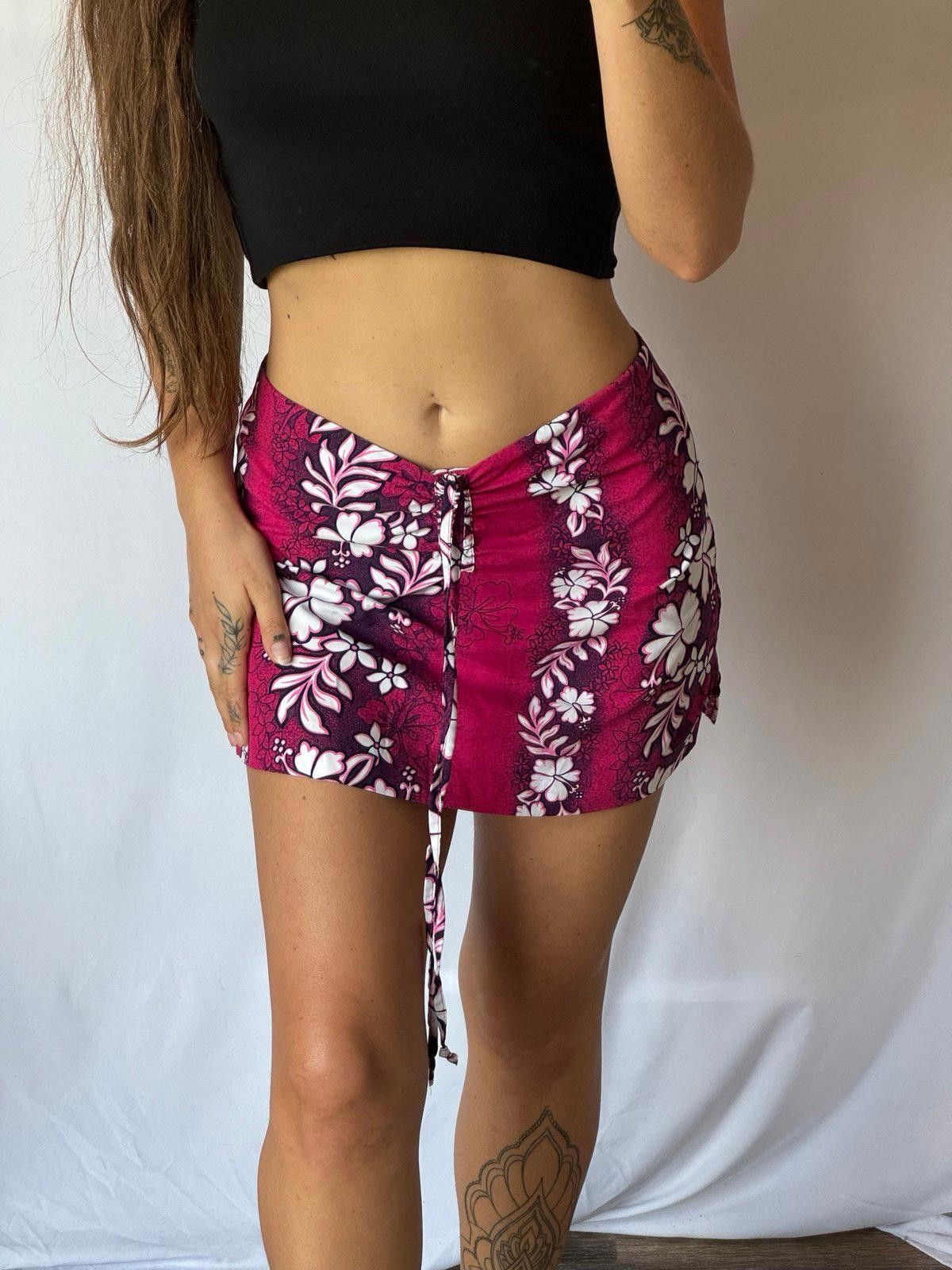 Designer Hibiscus Flag Skirt Size 32" / US 10 / IT 46 - 1 Thumbnail