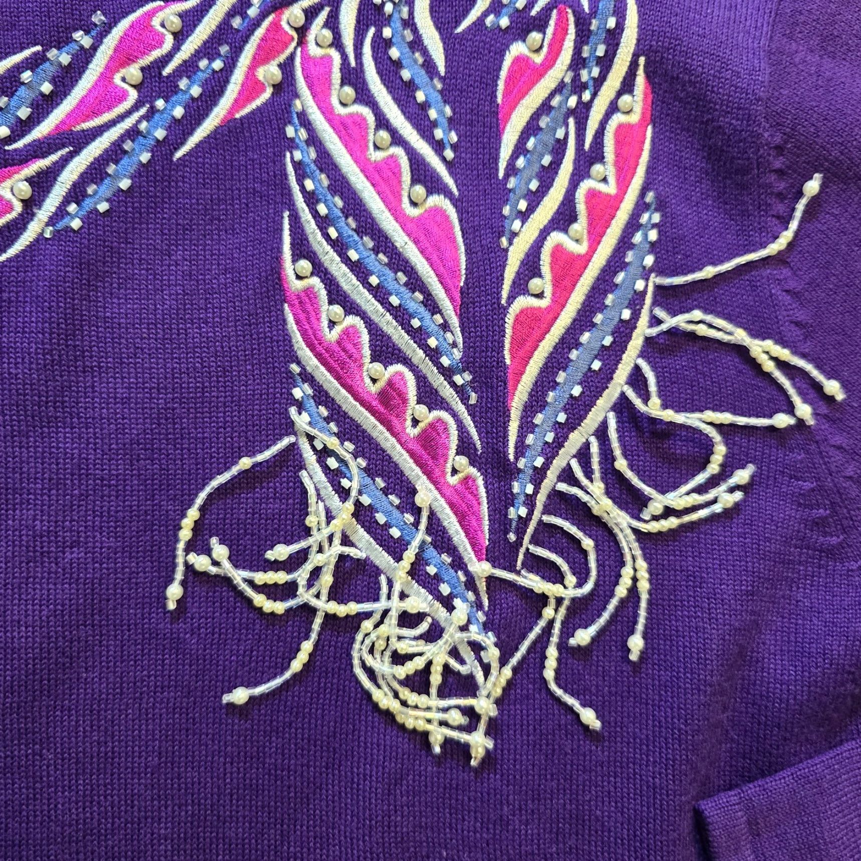 Bob Mackie Bob Mackie Sweater Womens Size Medium Purple Embroidered Bow Pearls Knit Casual Size M / US 6-8 / IT 42-44 - 3 Thumbnail