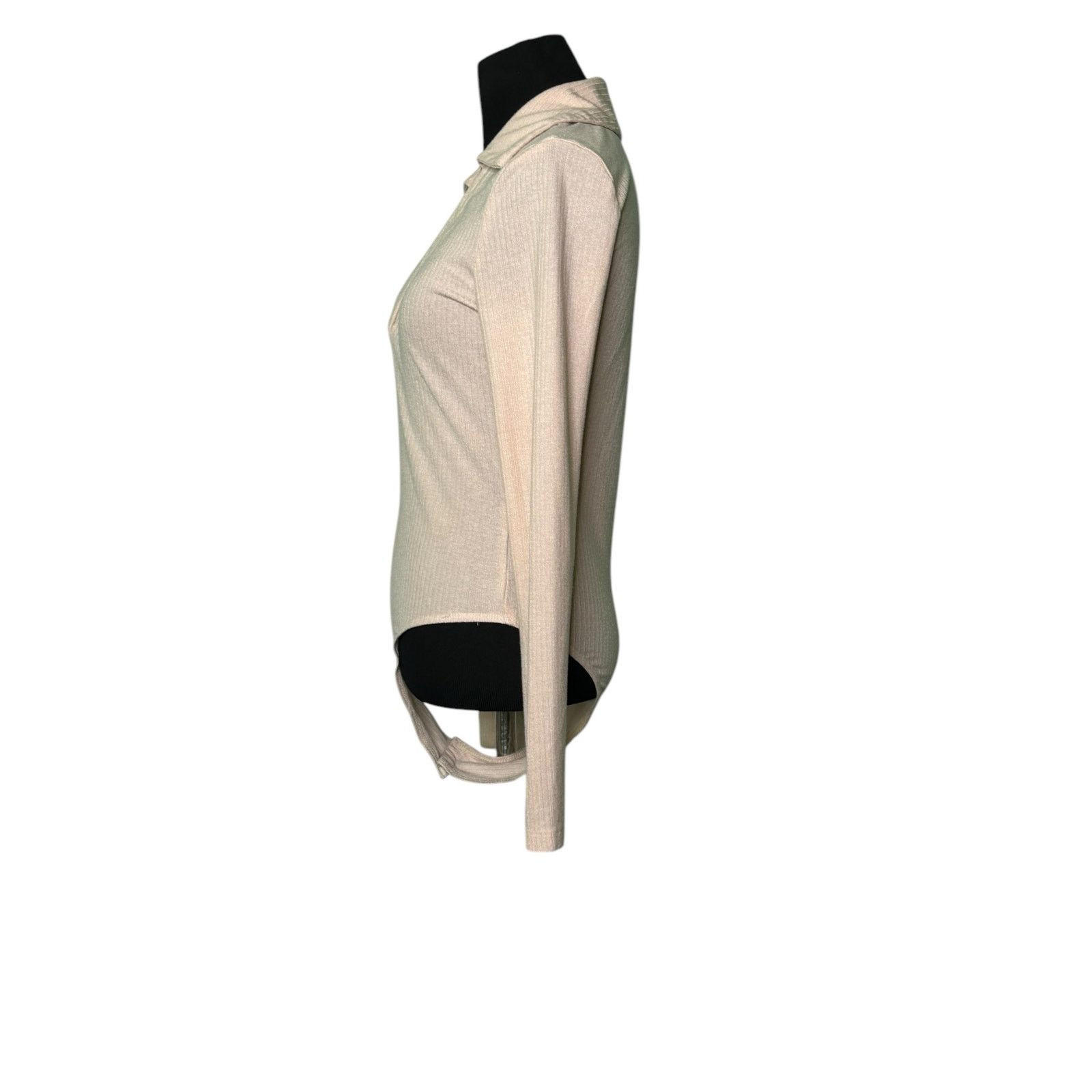 Shein Shein beige long sleeves knit bodysuit size Small Size S / US 4 / IT 40 - 13 Thumbnail