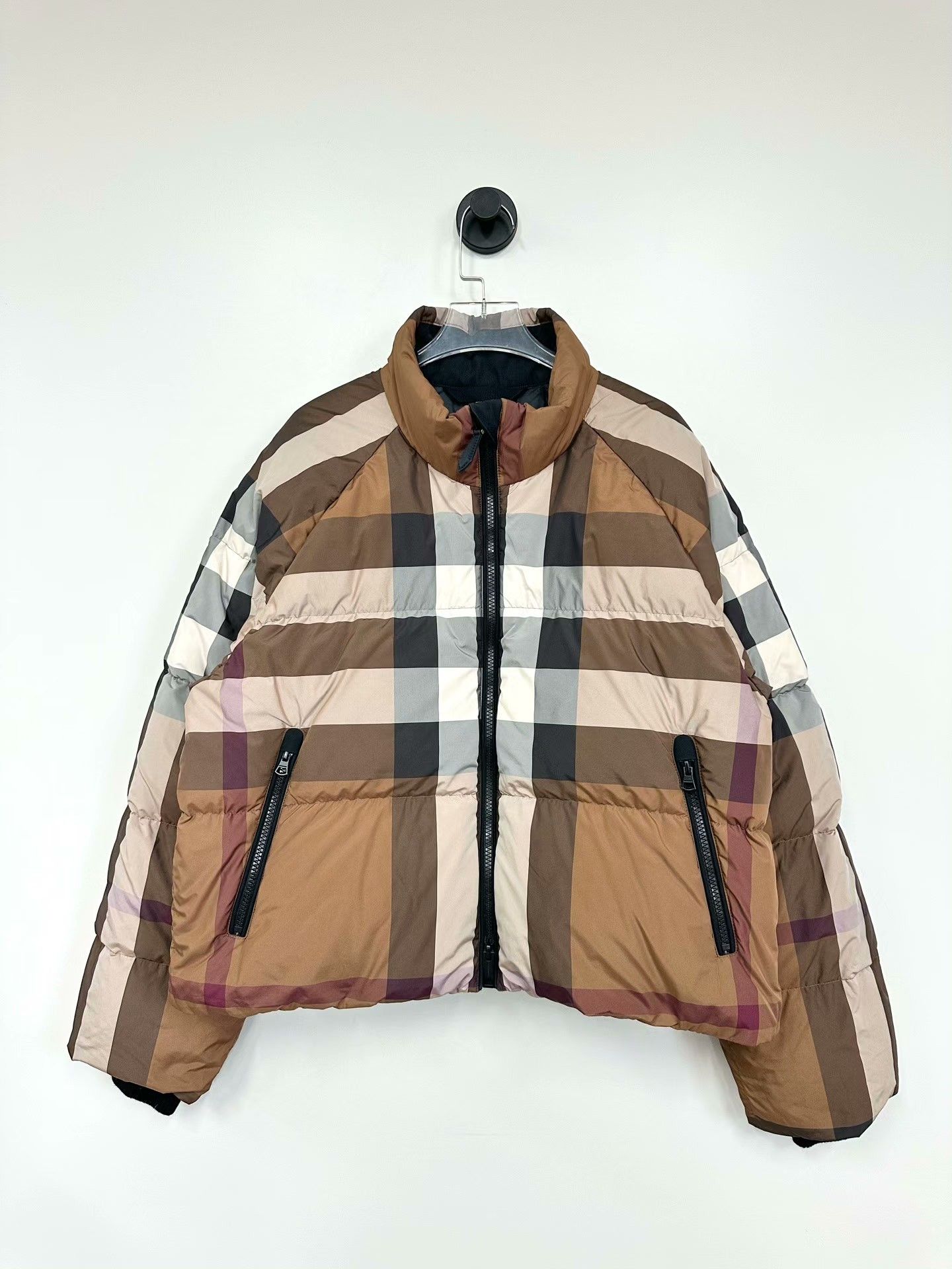Burberry Burberry Classic Check Puffer Jacket Size US XL / EU 56 / 4 - 1 Thumbnail